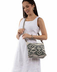 Ladies Handbag - B614