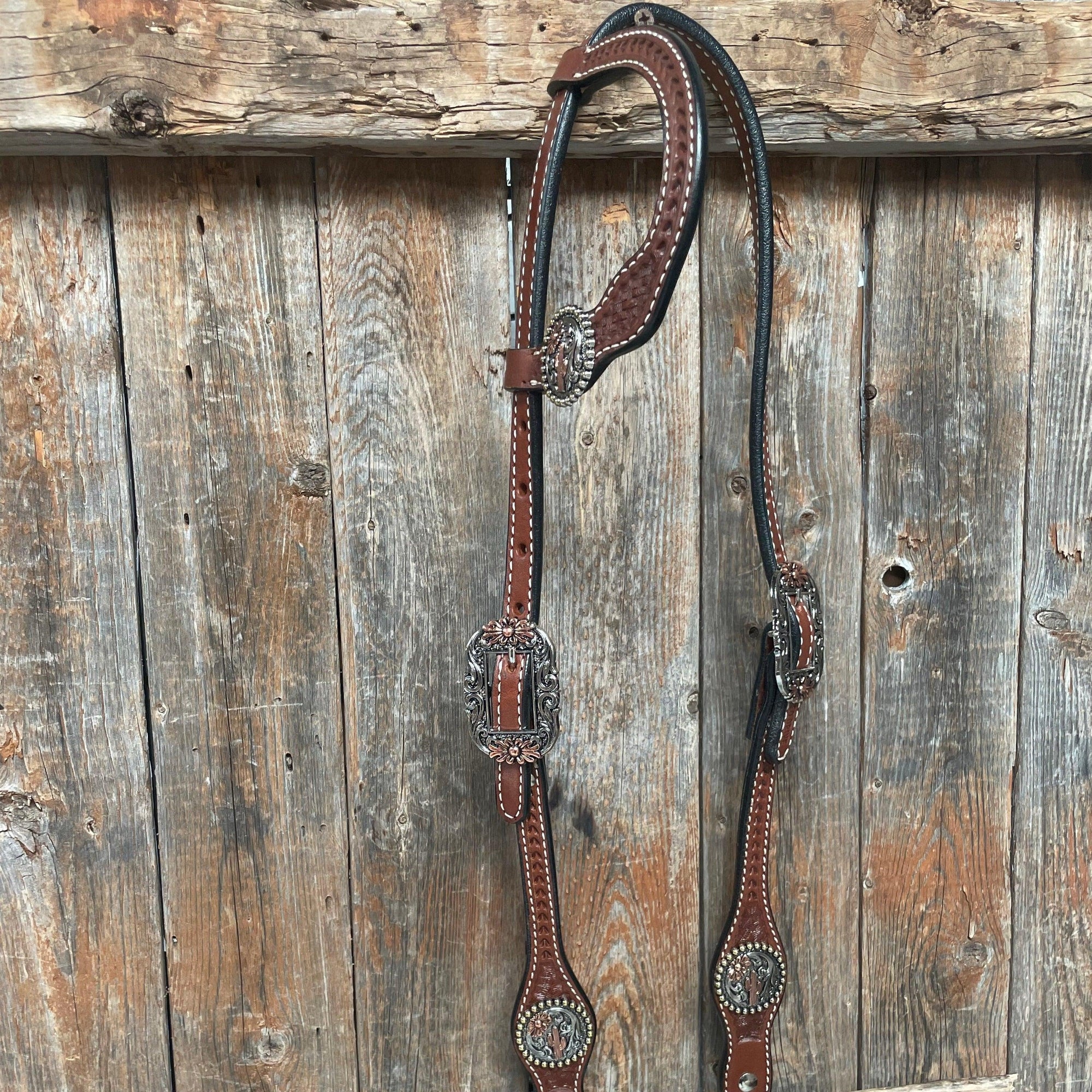 Medium Oil Basketweave Flower and Cactus Browband/One Ear Tack Set  