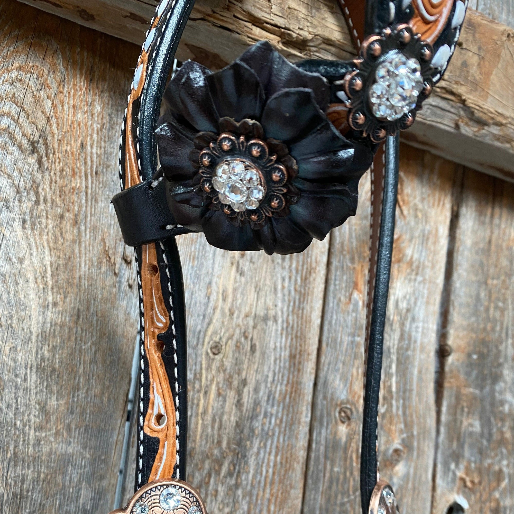 Classic Black and Clear Browband/One Ear Tack Set  