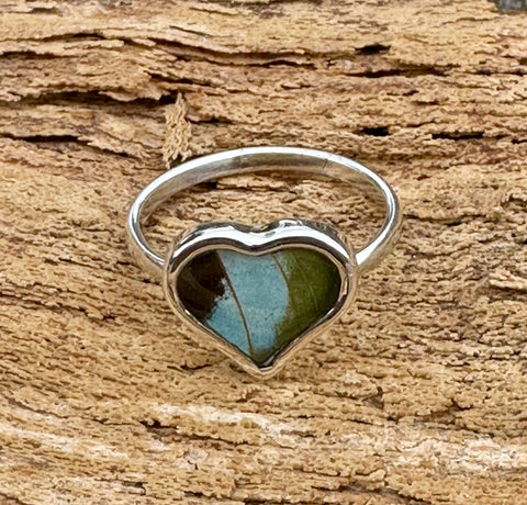 Nessaea Green Butterfly Ring Size 8