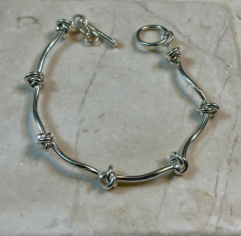 LINKS & KNOTS BRACELET