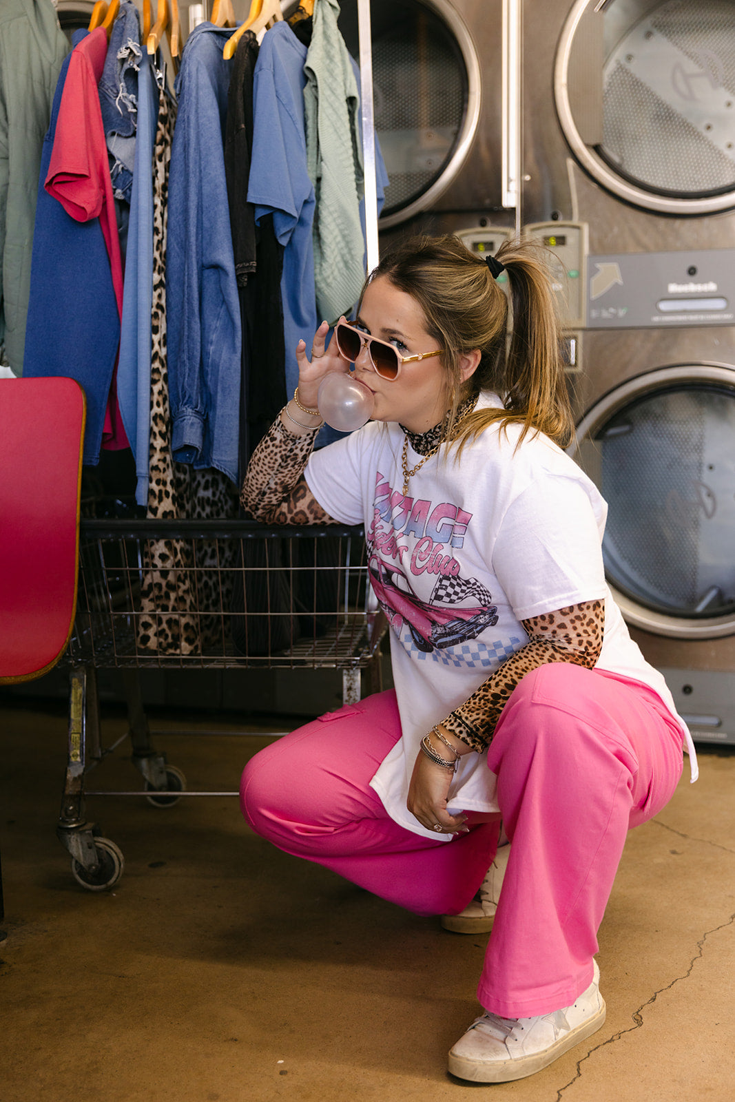 The Alister Pant in Fuchsia