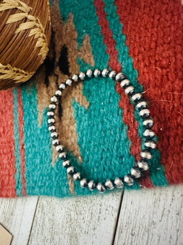 Navajo Sterling Silver 5mm Pearl Beaded Stretch Bracelet