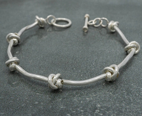 LINKS & KNOTS BRACELET