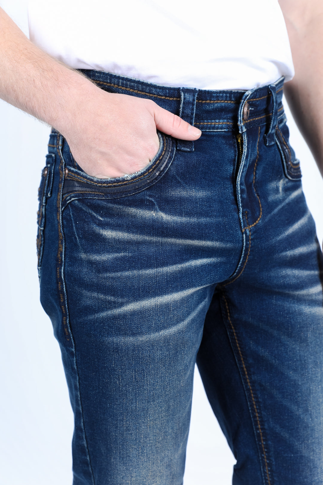 Holt Men&#39;s Slim Boot Cut Jeans