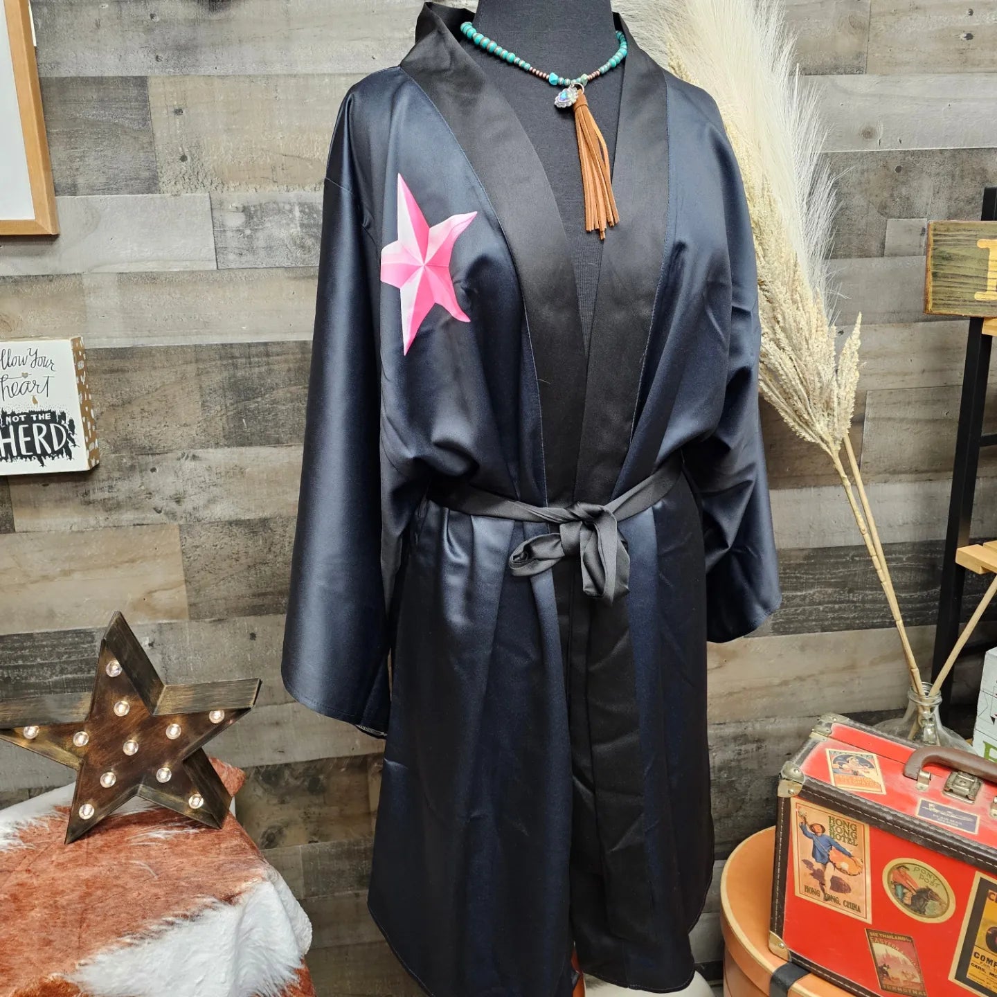 Pink Rodeo Women&#39;s Lounge Kimono Robe