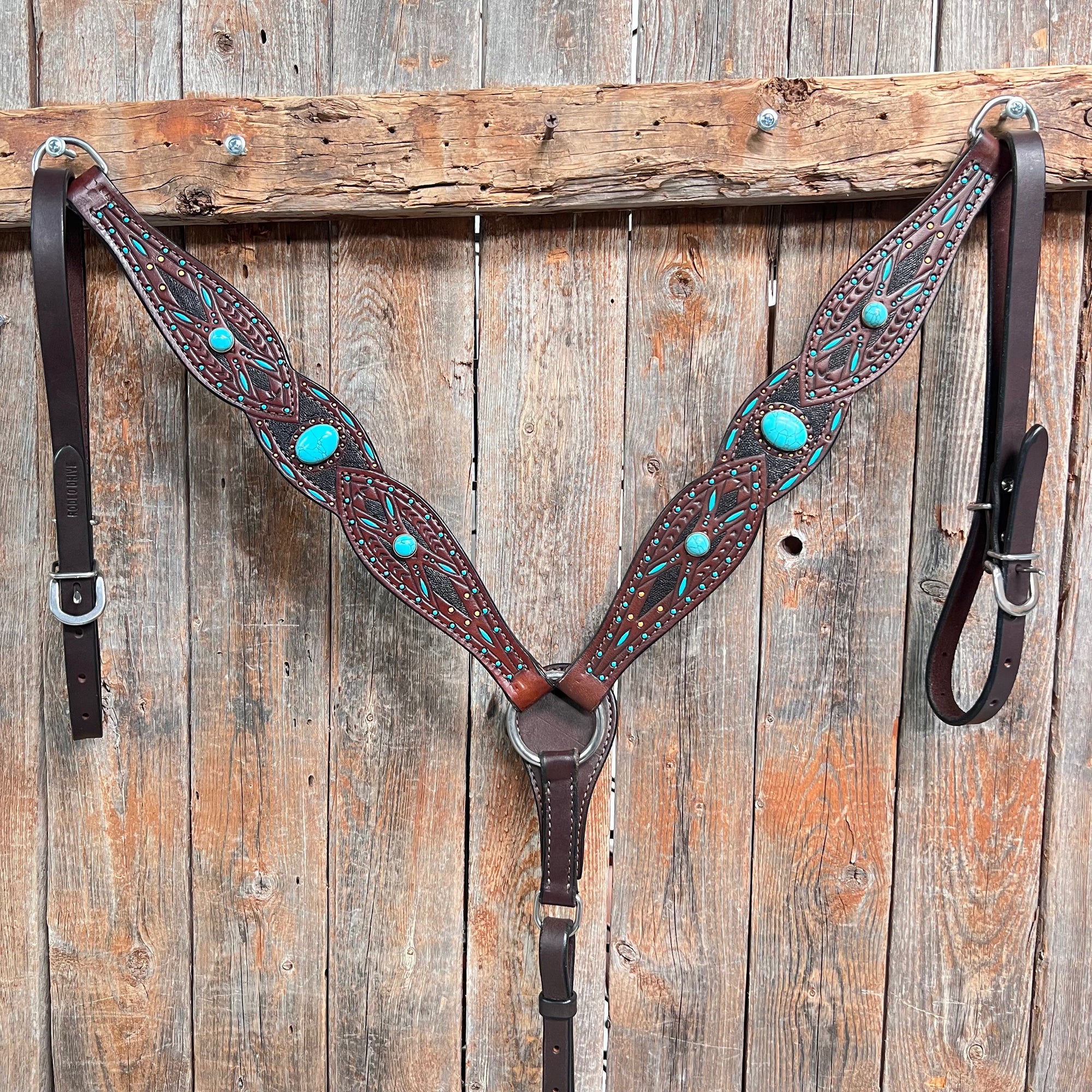 Dark Oil Hand Painted Turquoise Cabochons One Ear and Breastcollar Tack Set 