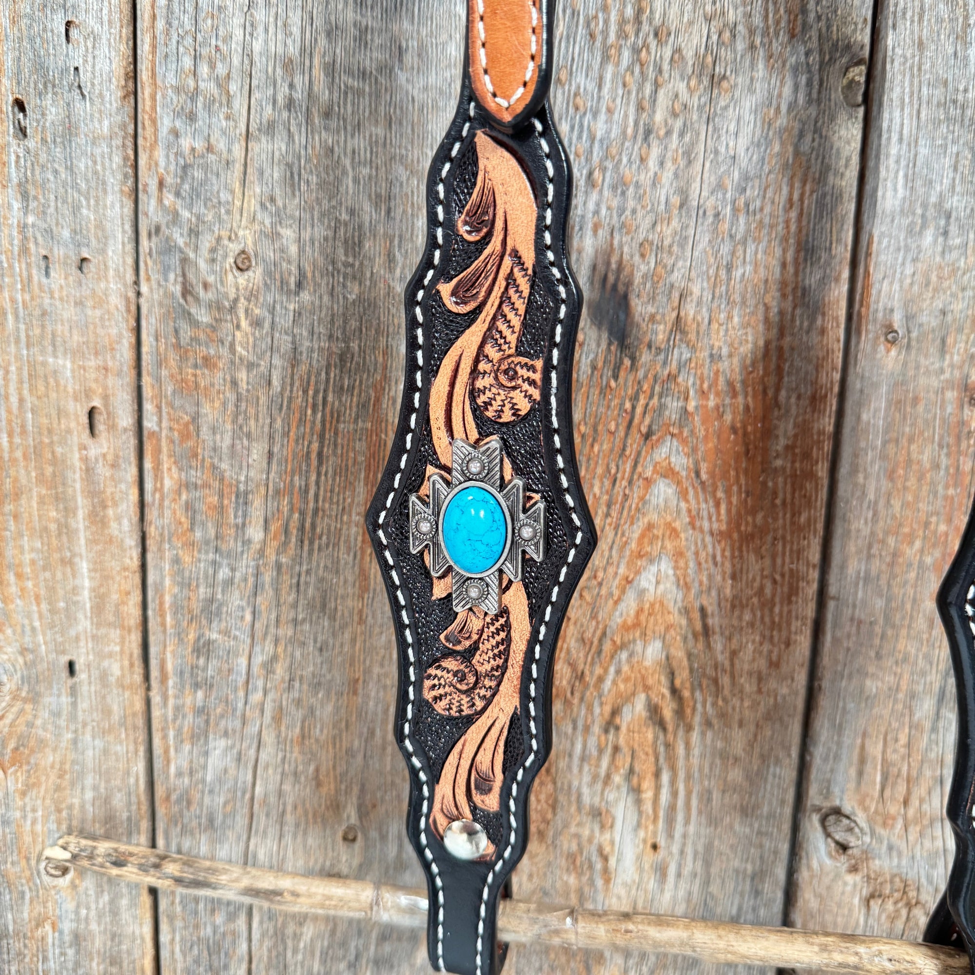 Two Tone Floral Triangle Antique Silver Turquoise Browband/One Ear - Triangle/Gladiator Breastcollar Tack Set 