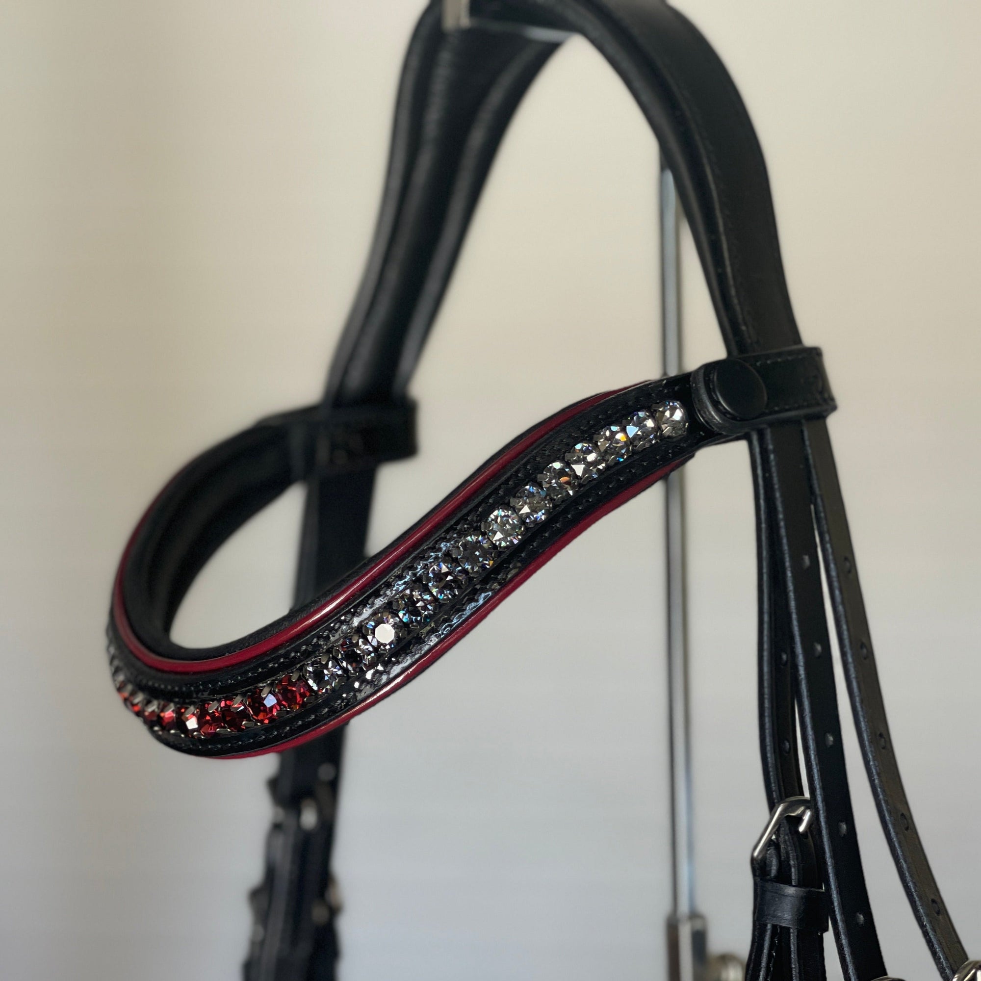The Hayworth - Black Patent Snaffle with Burgundy Patent Piping &amp; Removable Flash