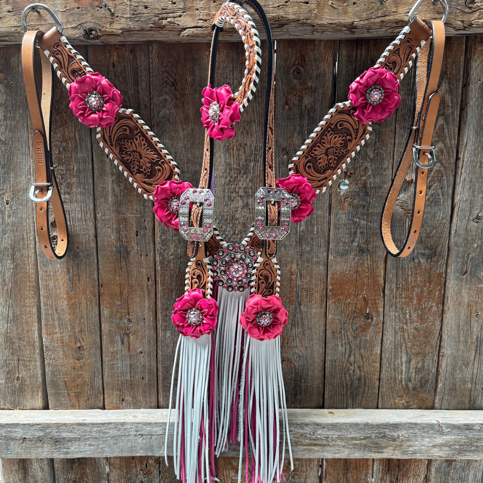 Light Oil Whipstitch Pink and White One Ear &amp; Breastcollar Tack Set 