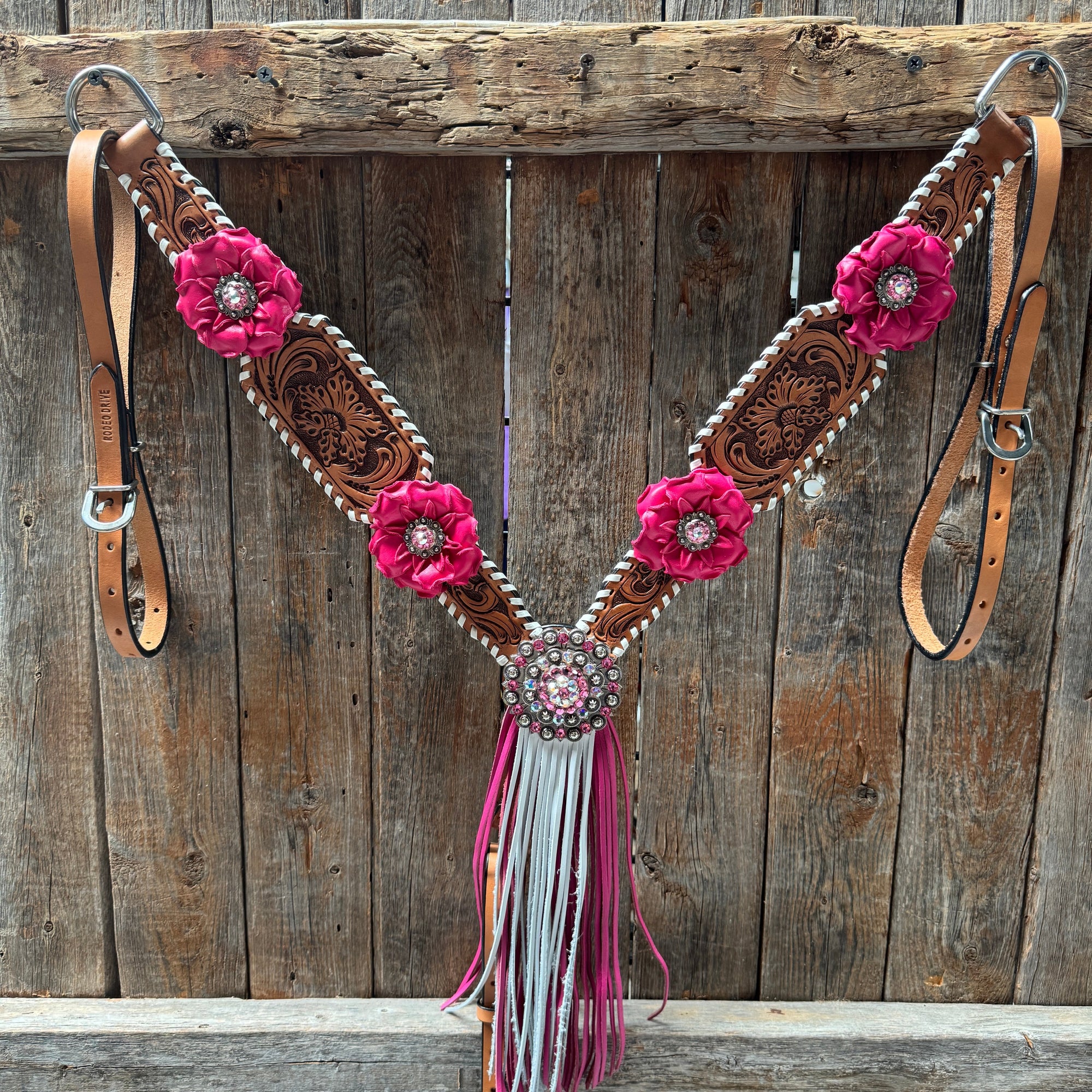 Light Oil Whipstitch Pink and White One Ear &amp; Breastcollar Tack Set 