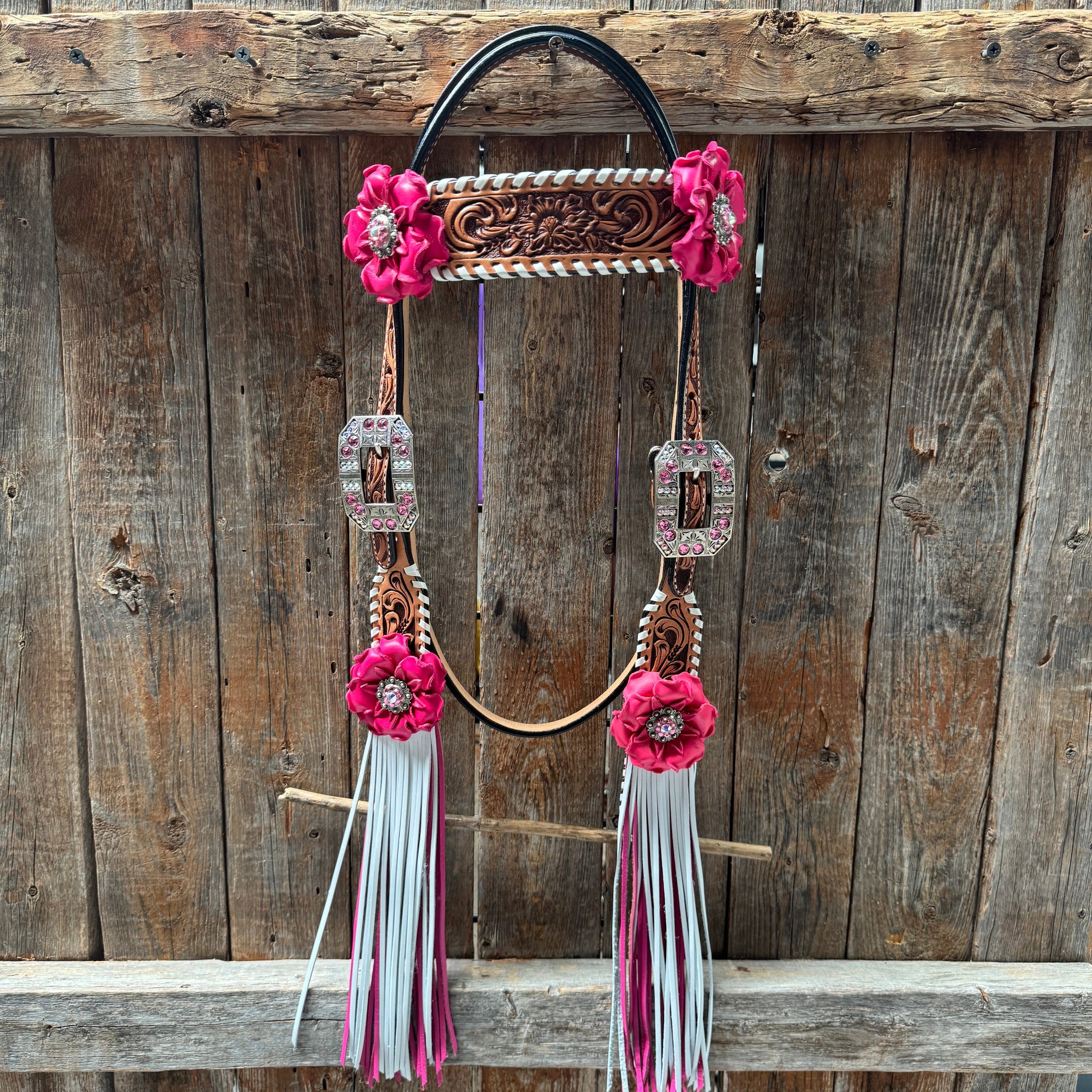 Light Oil Whipstitch Pink and White One Ear &amp; Breastcollar Tack Set 