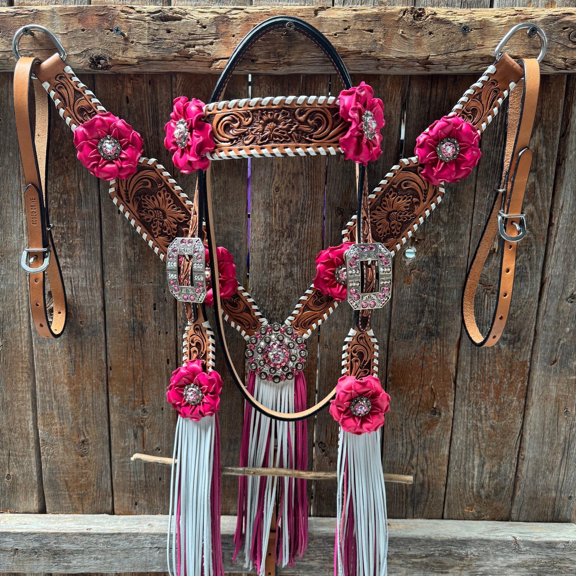 Light Oil Whipstitch Pink and White One Ear &amp; Breastcollar Tack Set 