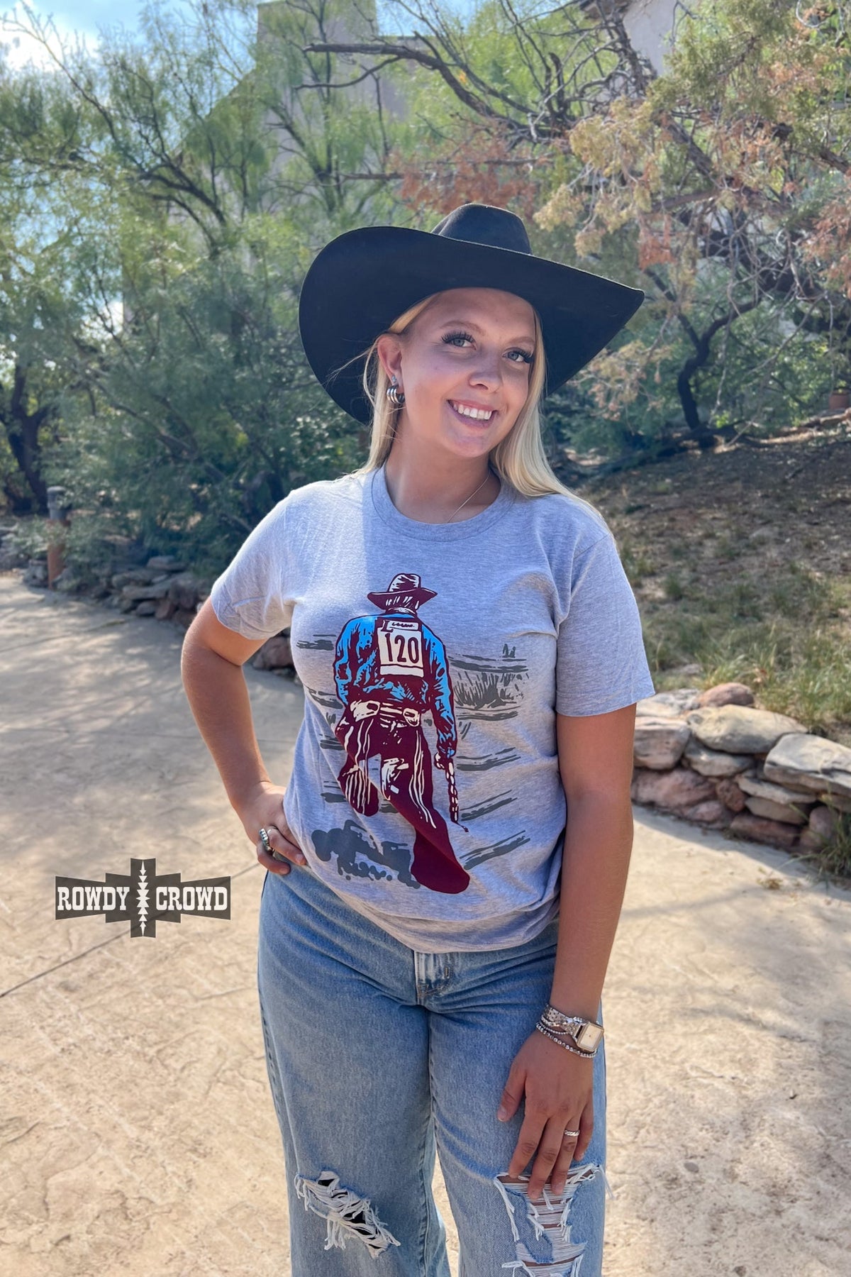 https://everestranch.com/products/rodeo-days-tee