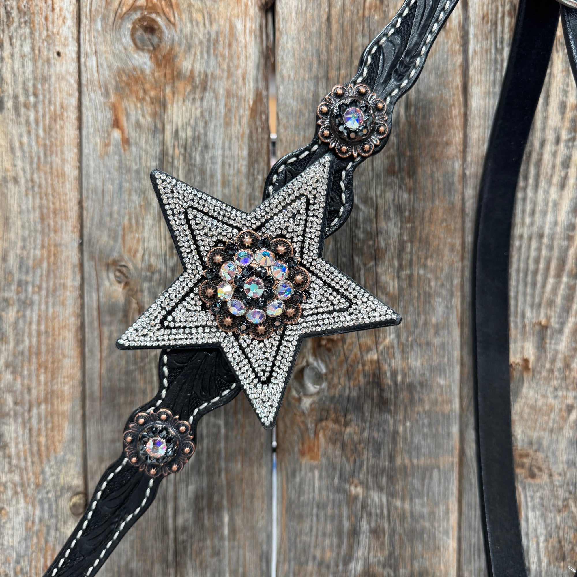Black Oil Floral Jet and Stars Browband/One Ear Breastcollar Tack Set 