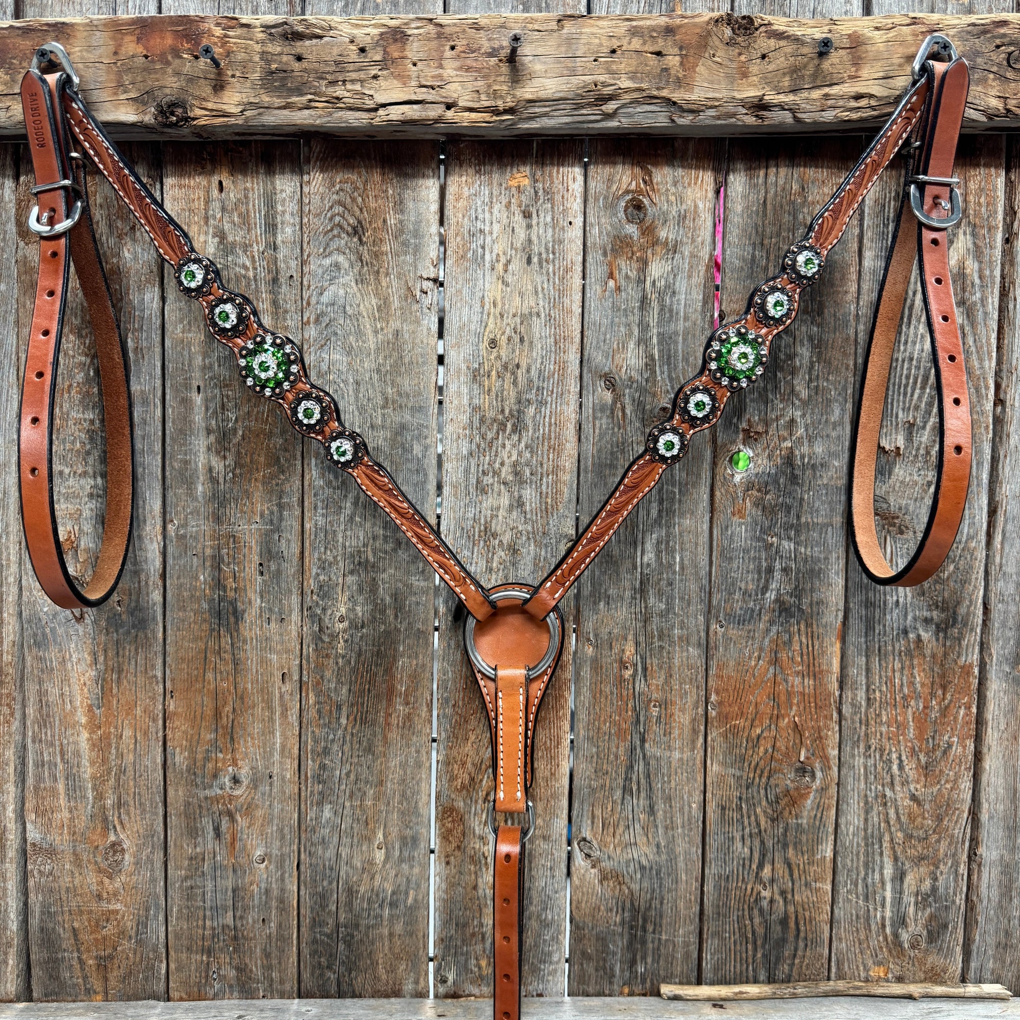 Light Oil Floral Fern, Clear Browband/One Ear Breastcollar Tack Set 