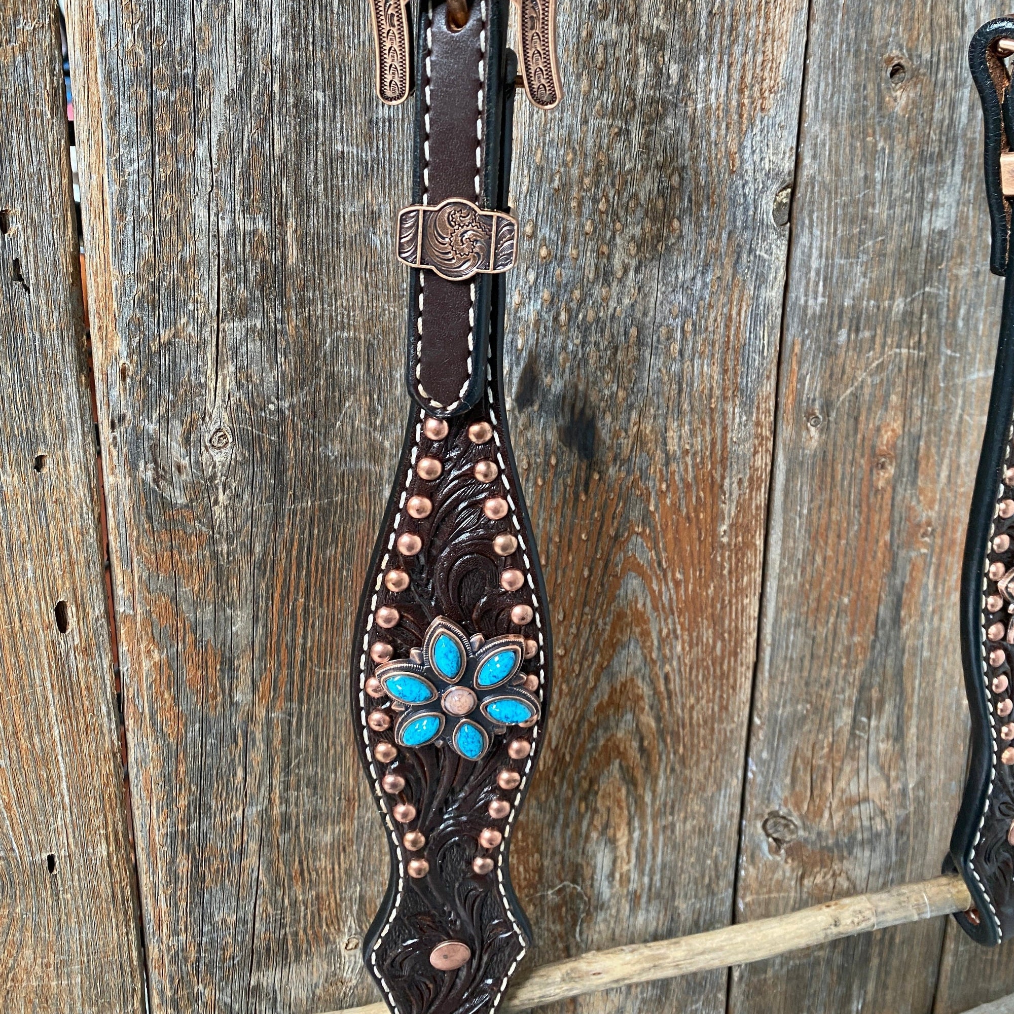 Dark Oil Turquoise Floral One Ear / Browband &amp; Breastcollar Tack Set 