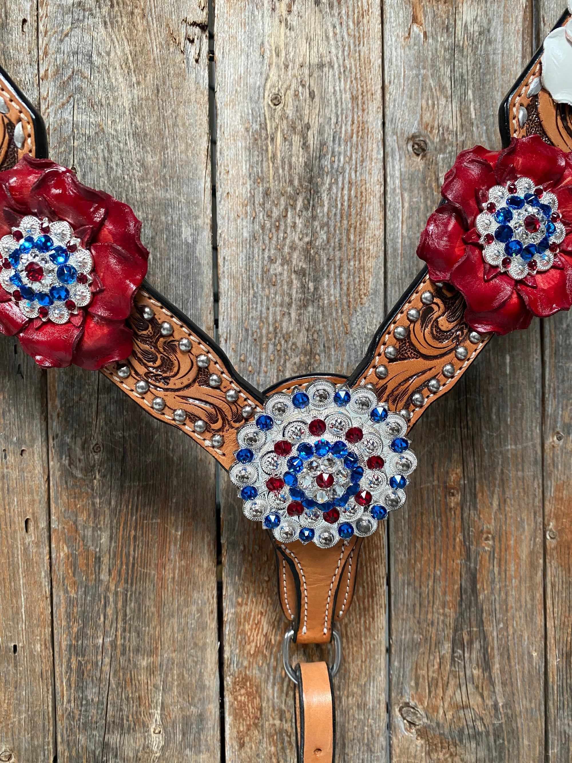 Silver Buckstitch Patriotic One Ear Tack Set  