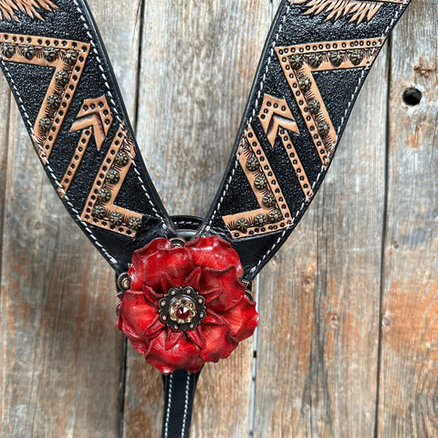 Feathered Arrow Ruby One Ear/ Breastcollar Tack Set