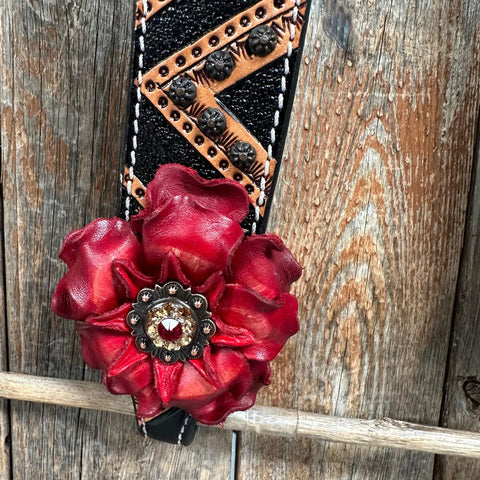 Feathered Arrow Ruby One Ear/ Breastcollar Tack Set