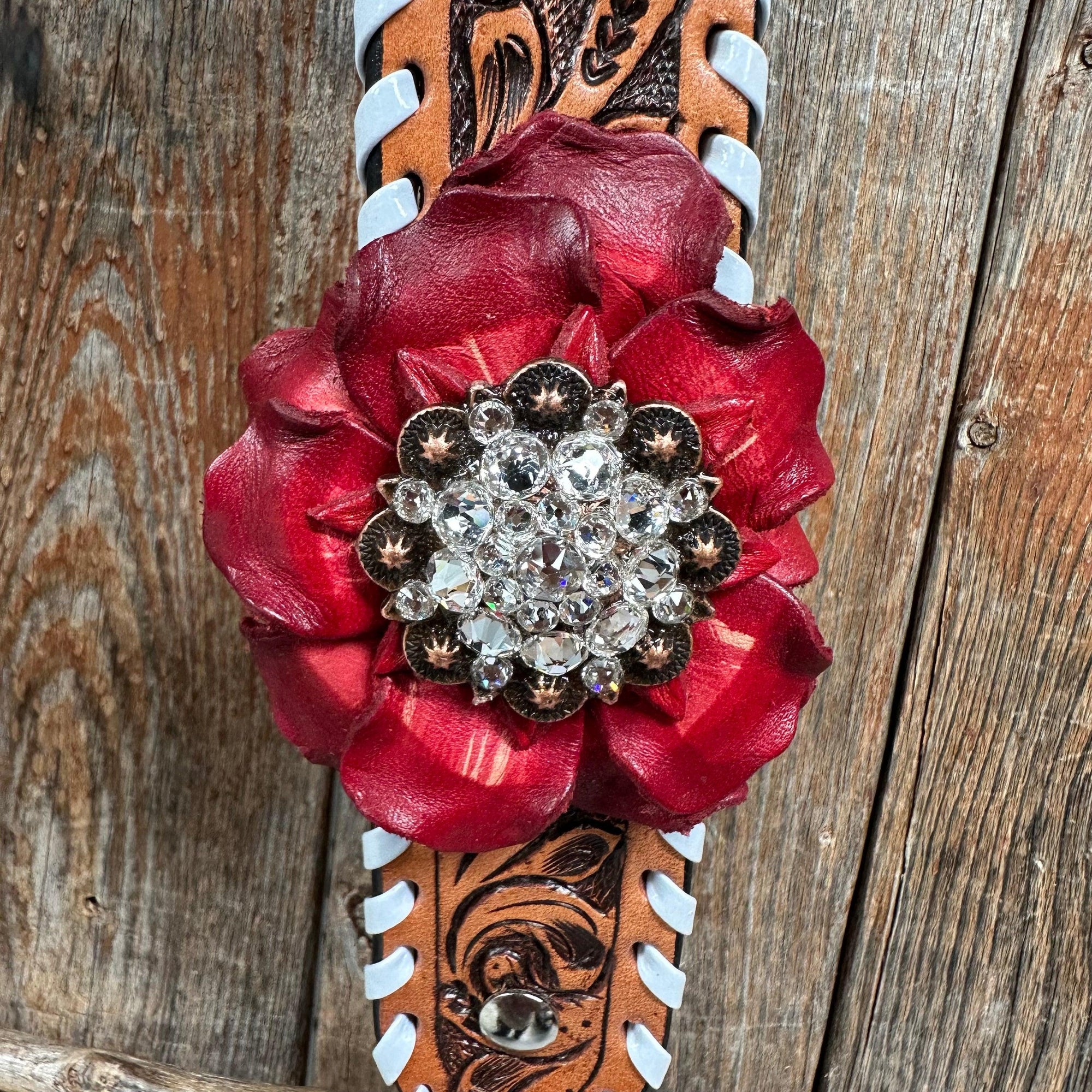 Light Oil Whipstitch Red and Turquoise One Ear/ Breastcollar Tack Set 