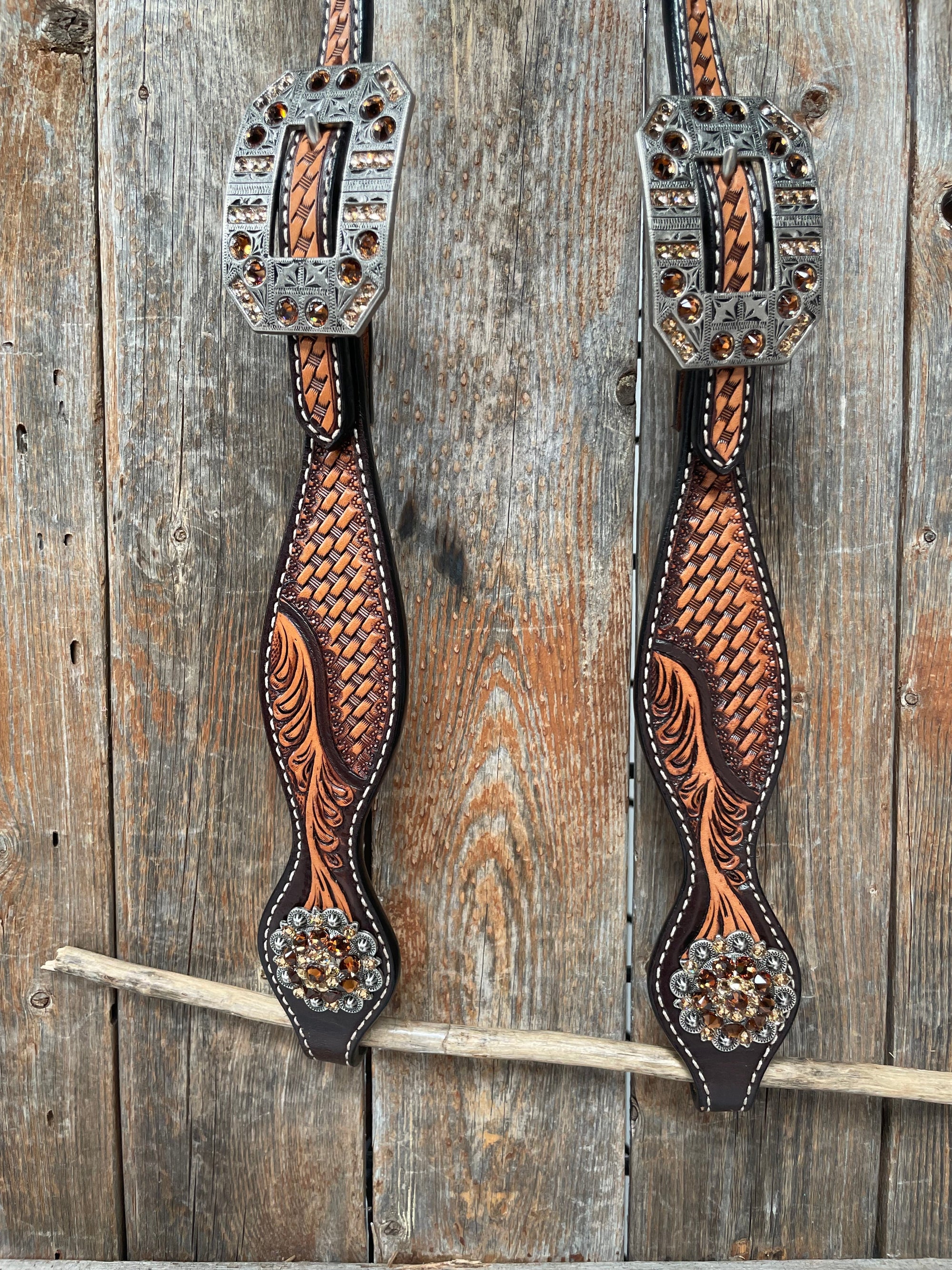 Brown Leaf Scalloped Champagne an Topaz One Ear Headstall 