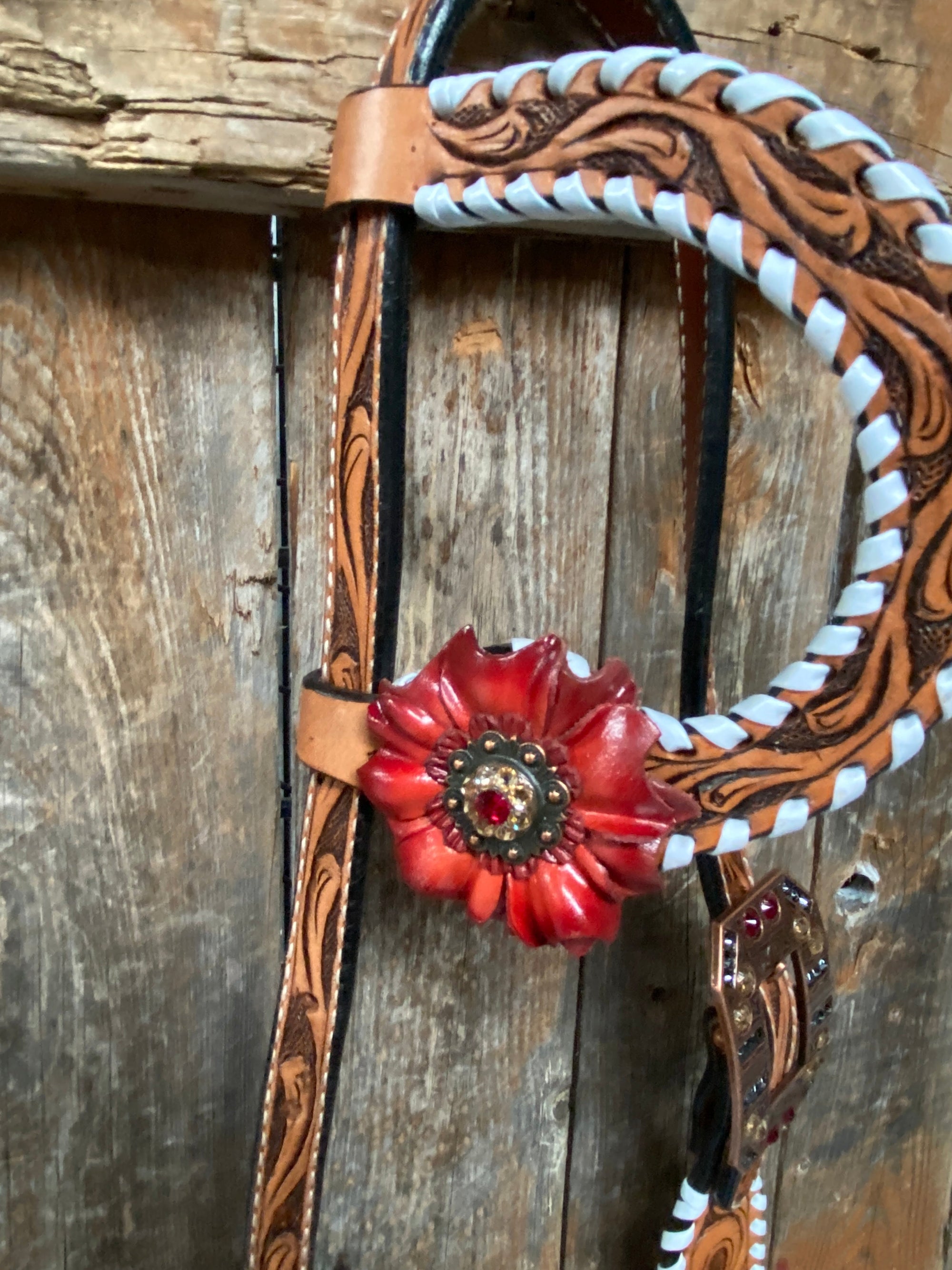 Light Oil Whipstitch Black and Red One Ear &amp; Breastcollar Tack Set 