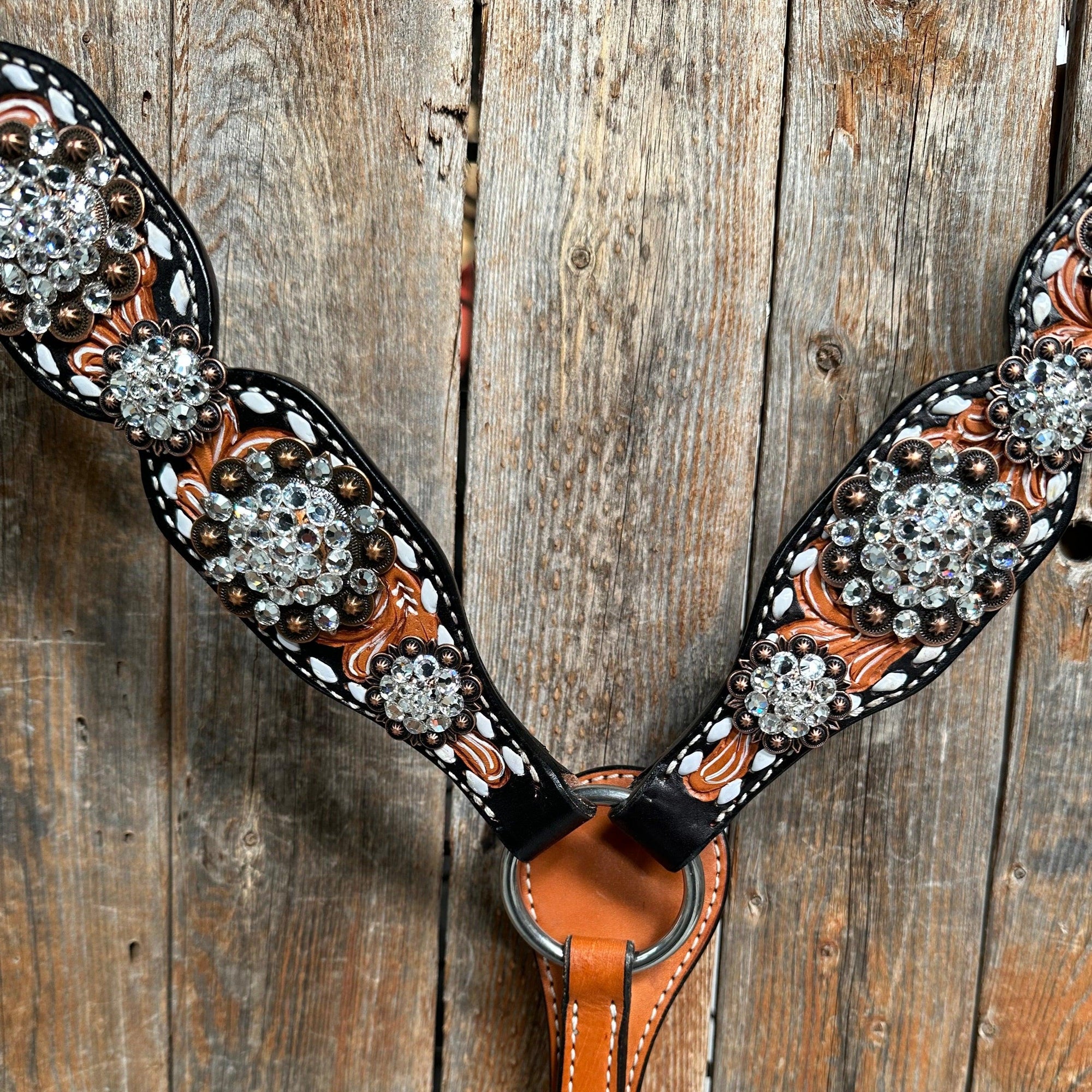 Classic Clear One Ear / Breastcollar Tack Set 