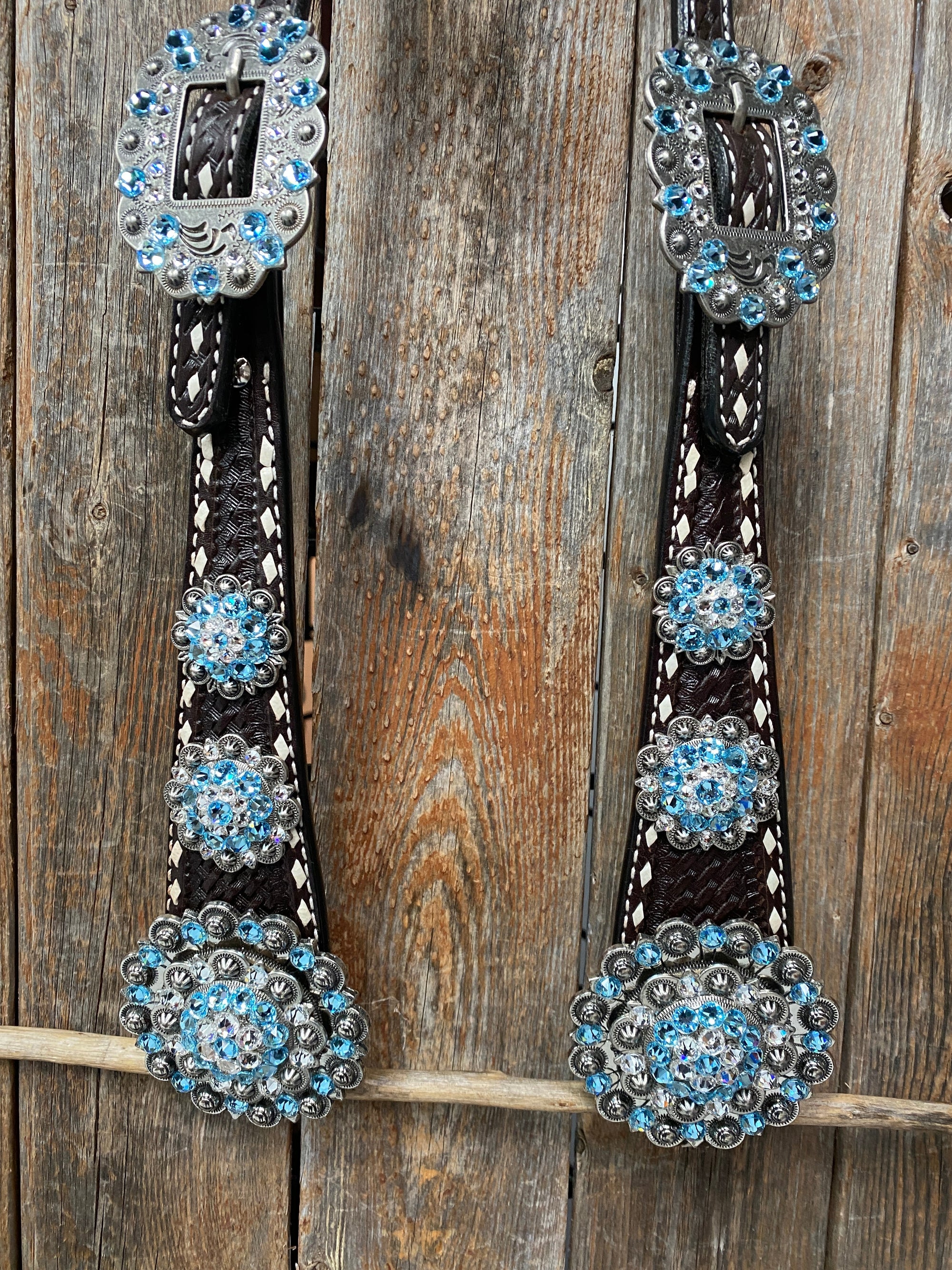 Dark Oil Buckstitch Aqua and Clear One Ear &amp; Breastcollar Tack Set 