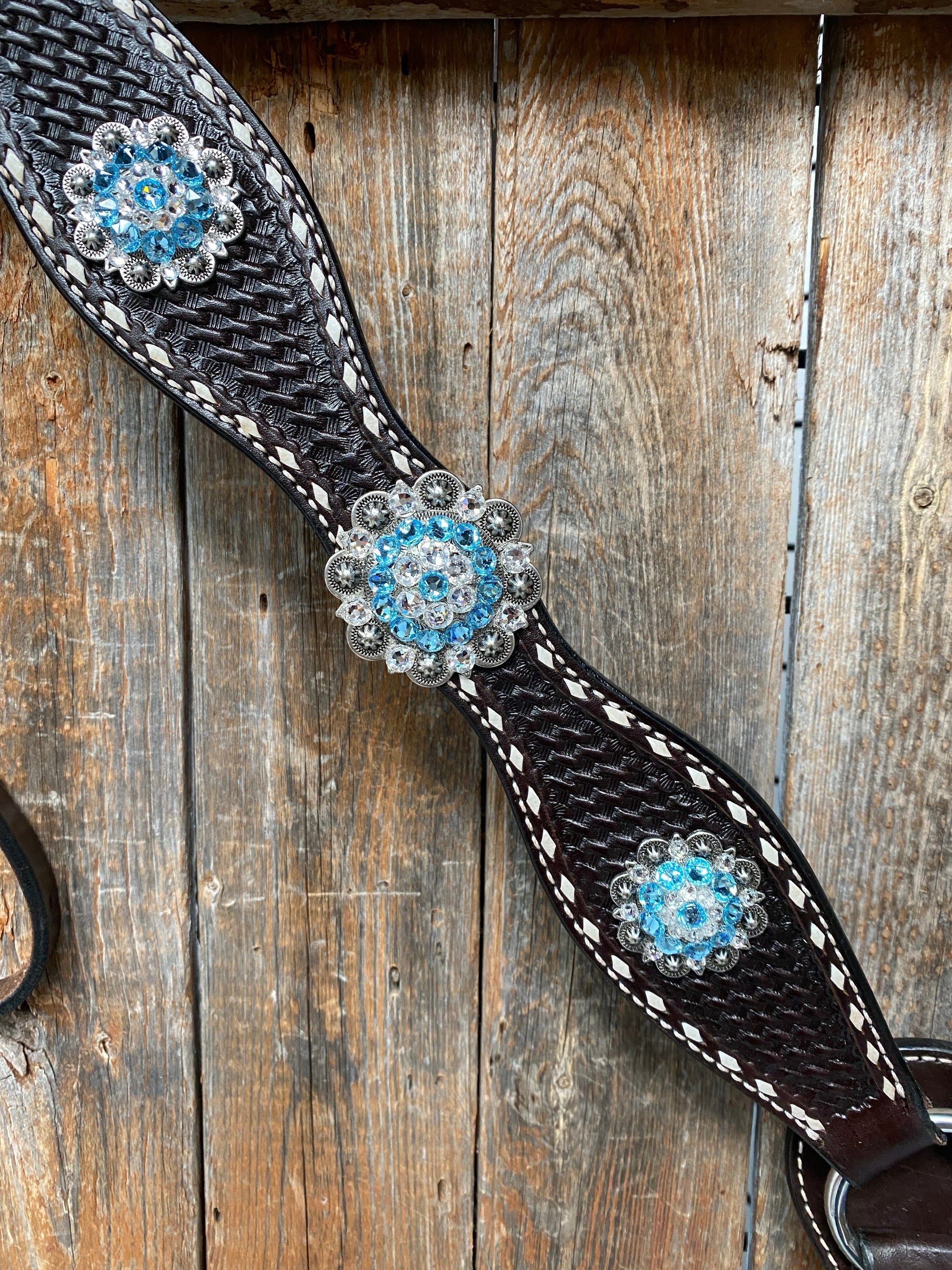 Dark Oil Buckstitch Aqua and Clear One Ear &amp; Breastcollar Tack Set 