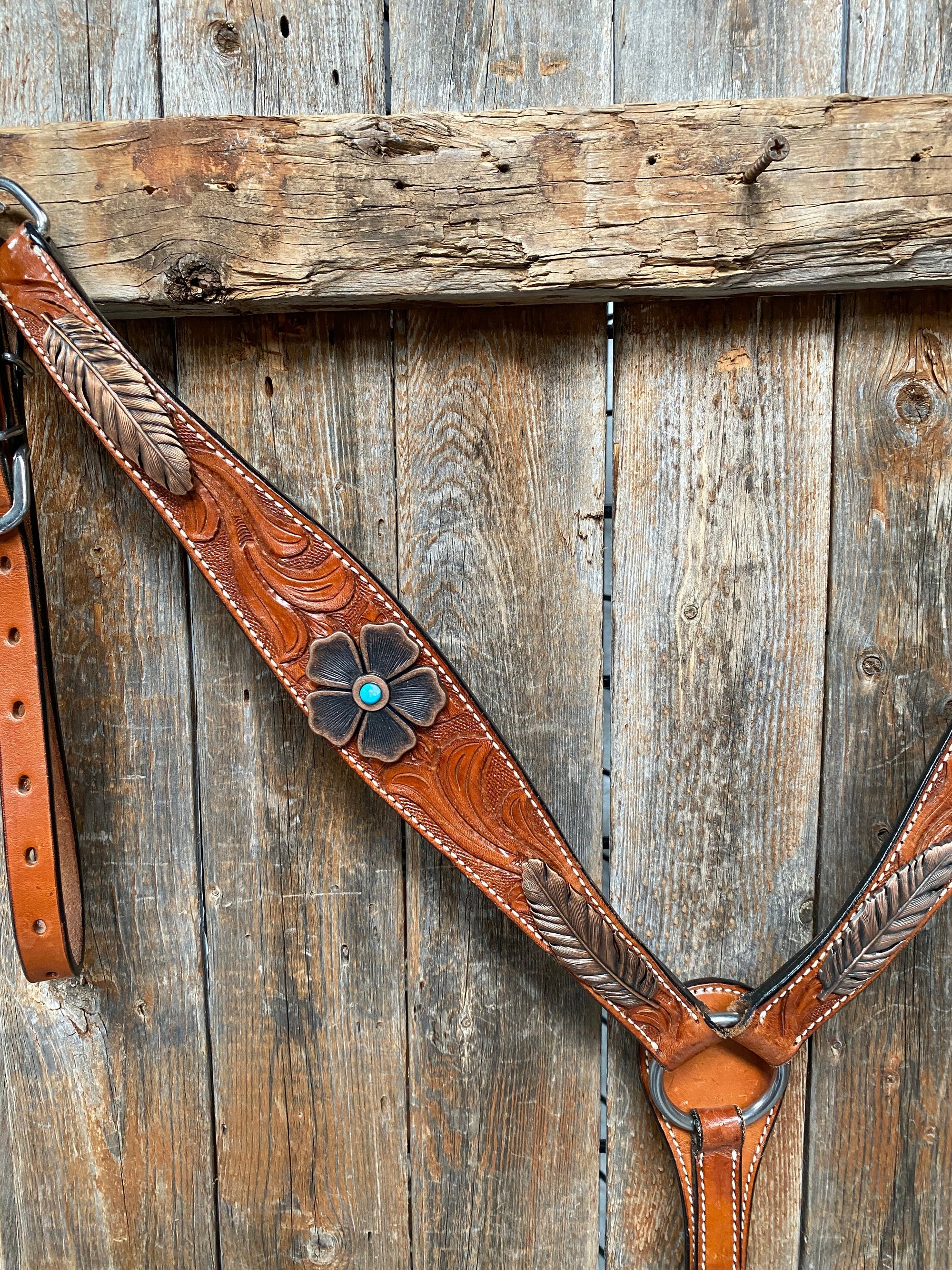 Light Oil Floral Tooled Feather and Flower Breastcollar