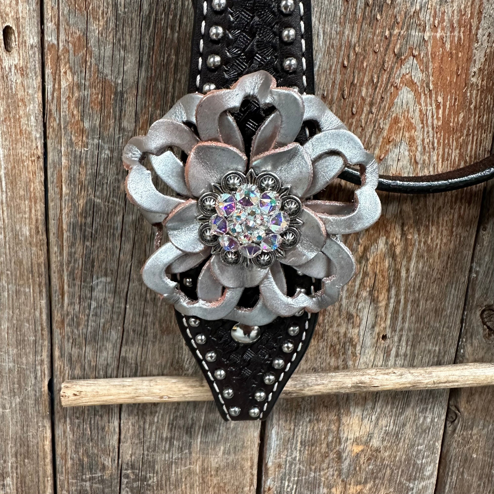 Dark Oil Silver Dot Flowers and Skulls Browband / One Ear Tack Set 