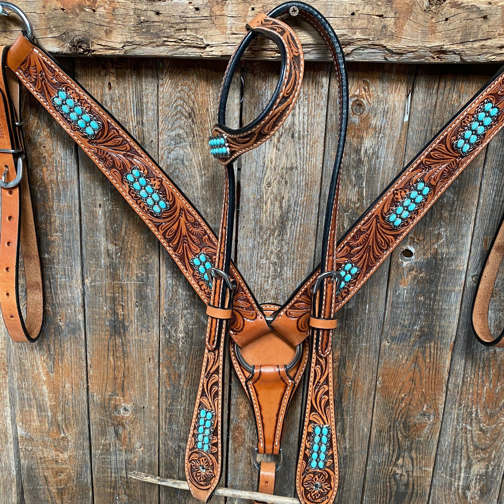 Light Oil Buckaroo Roper Turquoise One Ear &amp; Breastcollar Tack Set 