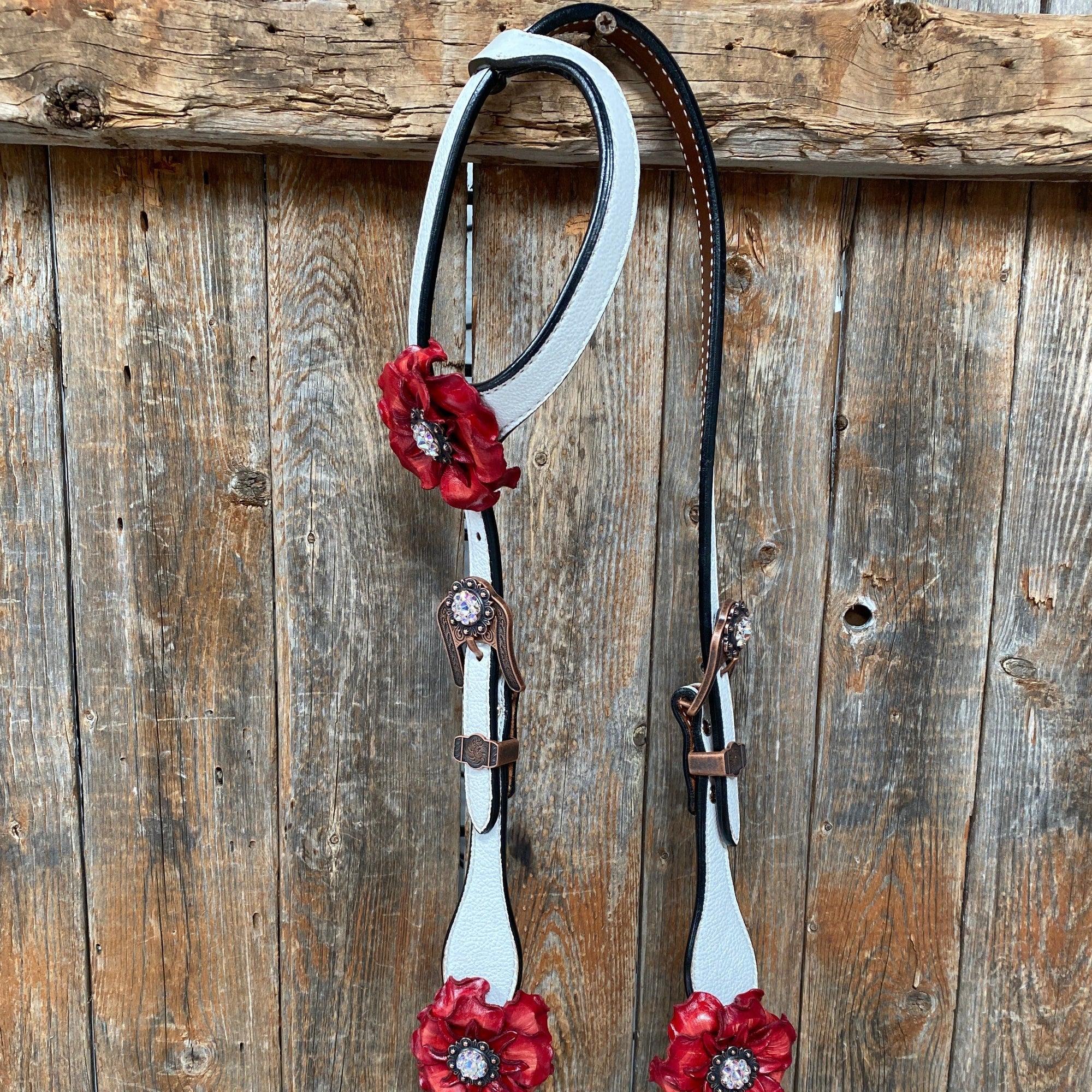 White Leather AB and Gardenias One Ear Tack Set with Wither Strap 