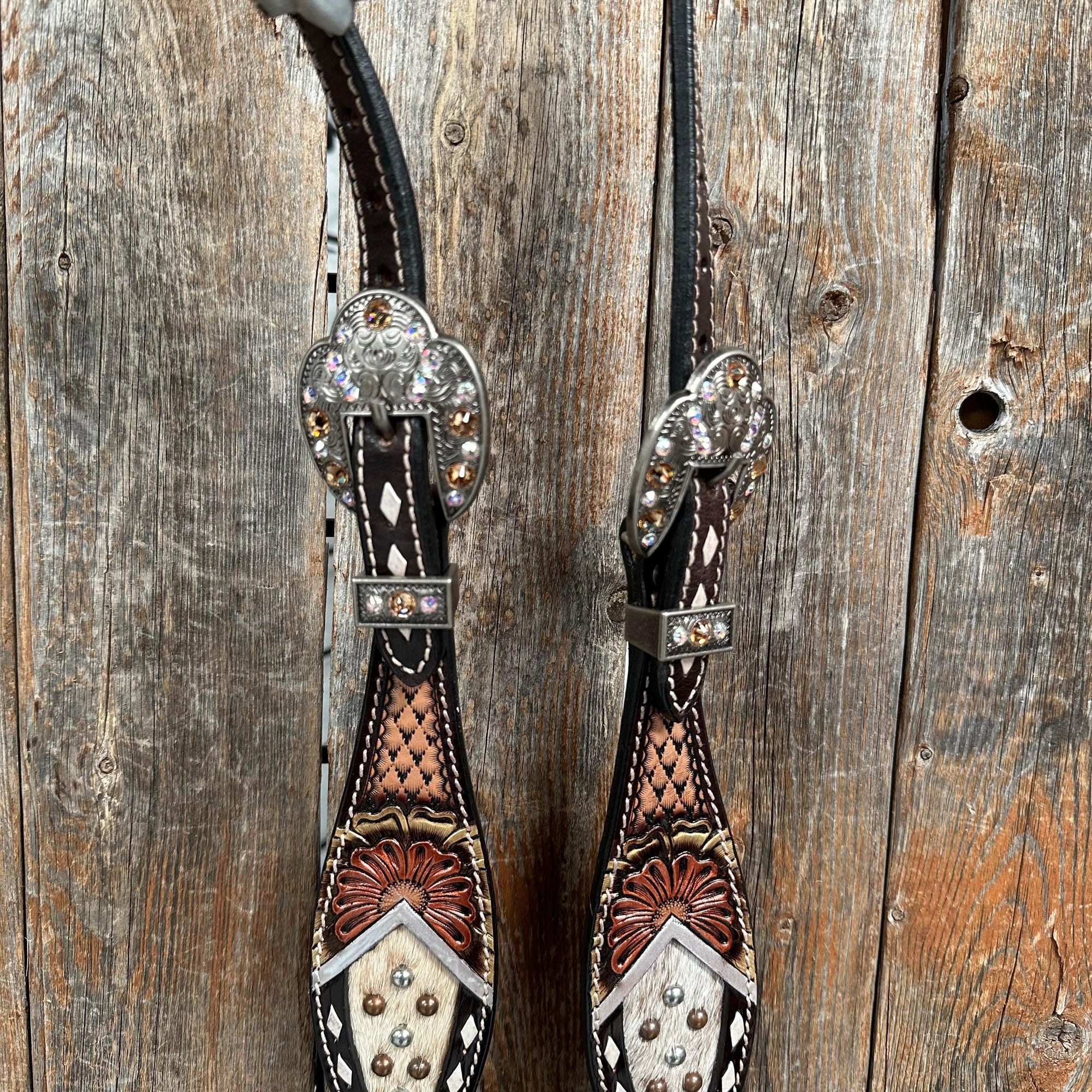 Cowhide Champagne and Silver One Ear/ Breastcollar Tack Set 