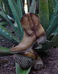 Q7037 - WOMEN'S EMBROIDERY ALMOND J TOE CIRCLE G COWBOY BOOT