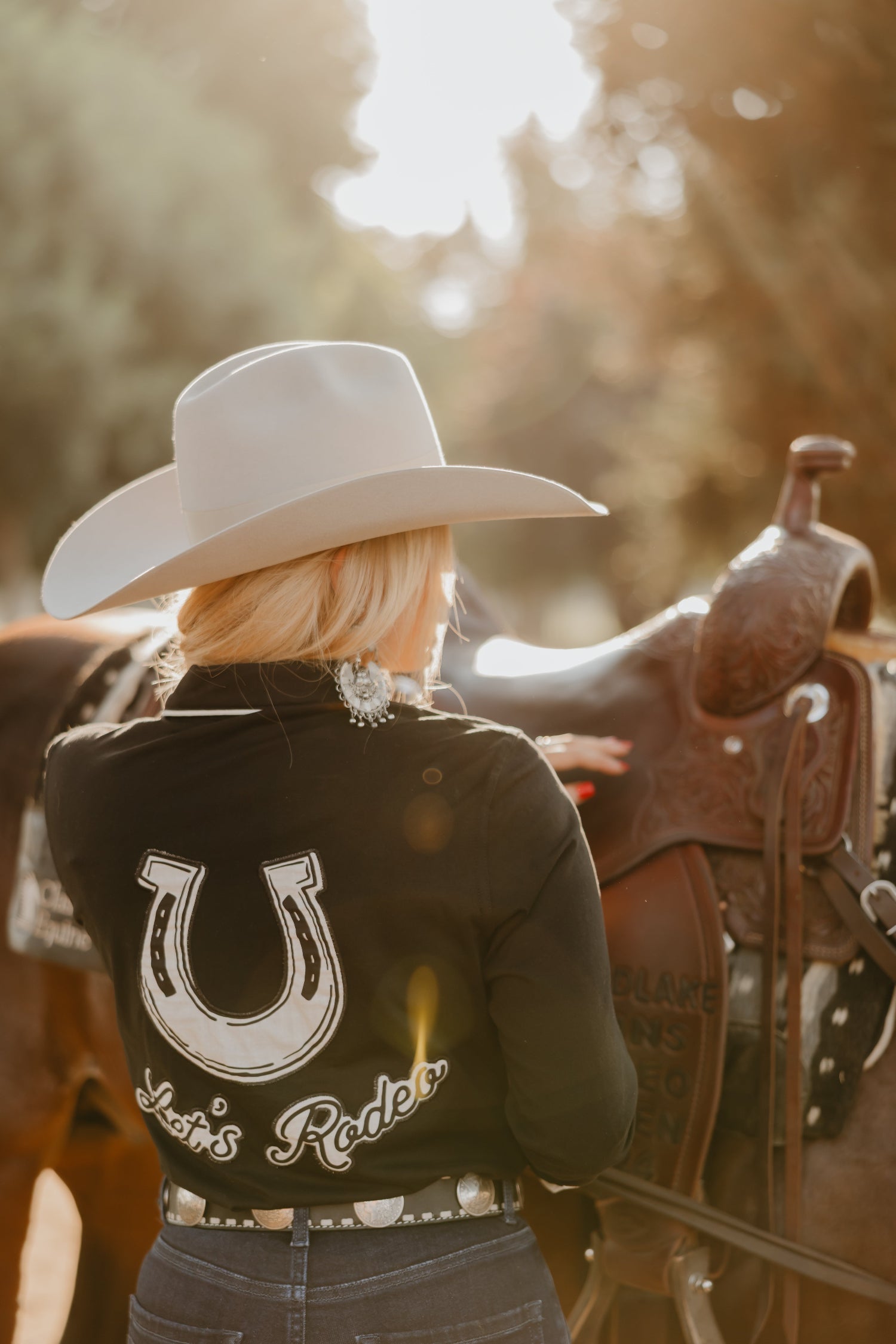 Let&#39;s Rodeo Button Up