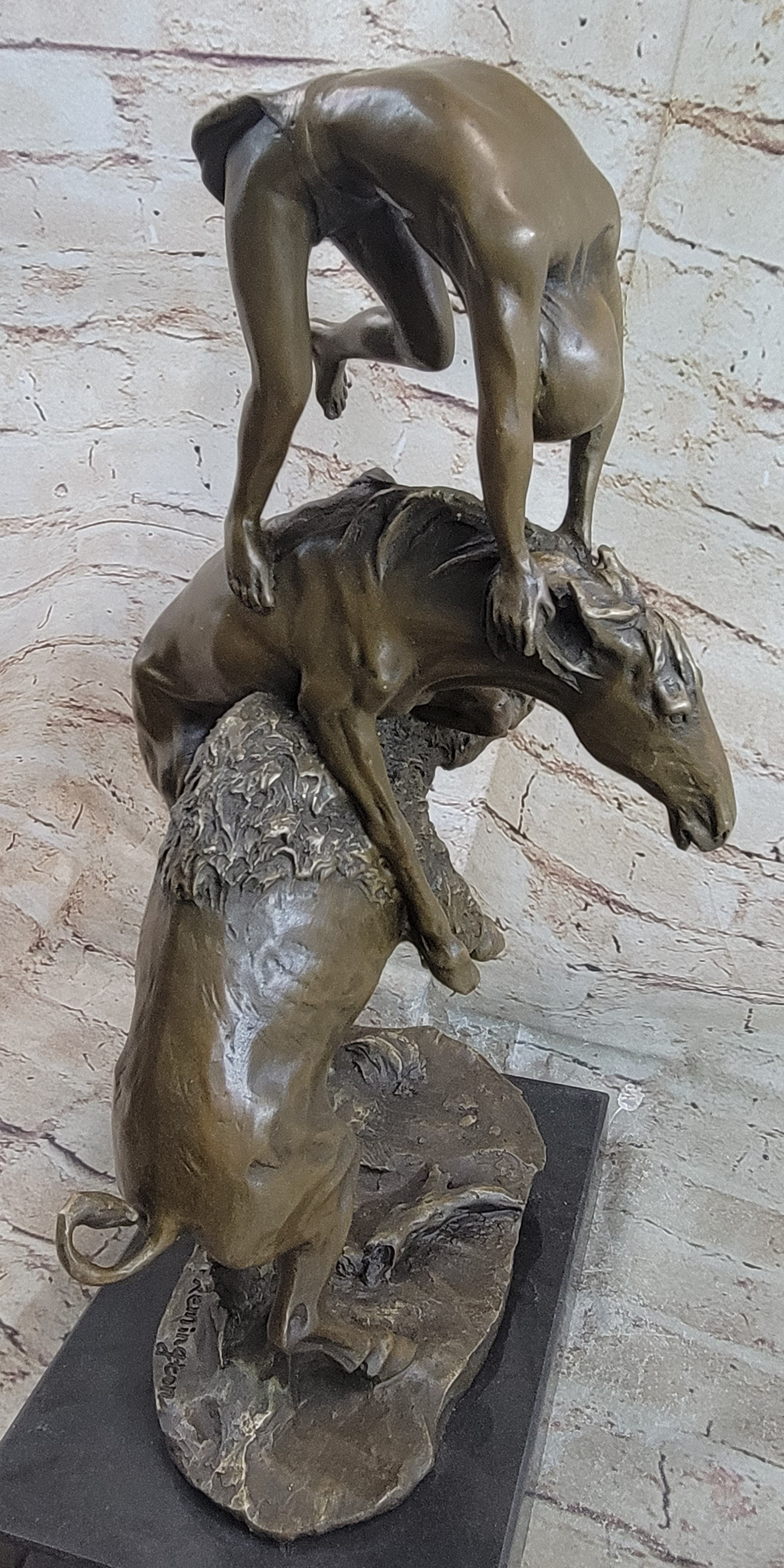 Bronze Sculpture Statue of Native American Indian Man Jumping over Buffalo &amp; Horse