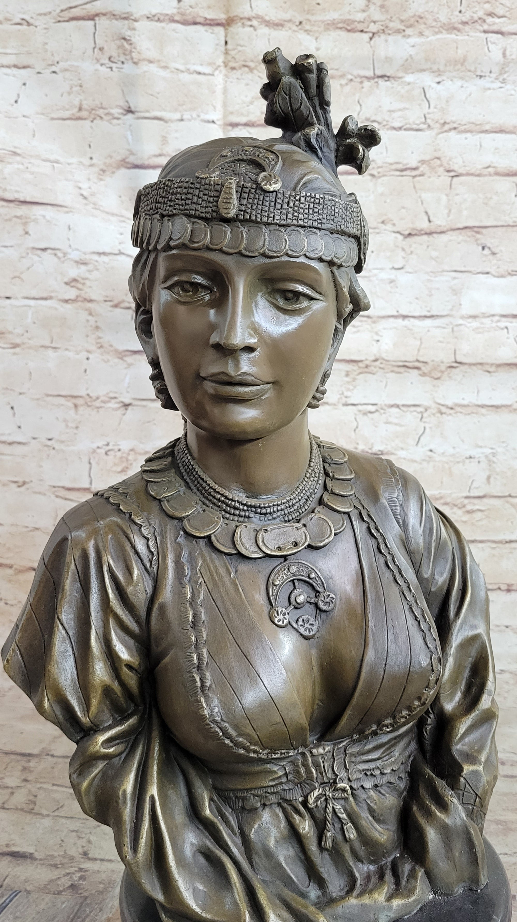 Native American Girl Bronze Bust Sculpture Statue Pocahontas Sacajawea by Villanis 19&quot; x 11&quot;