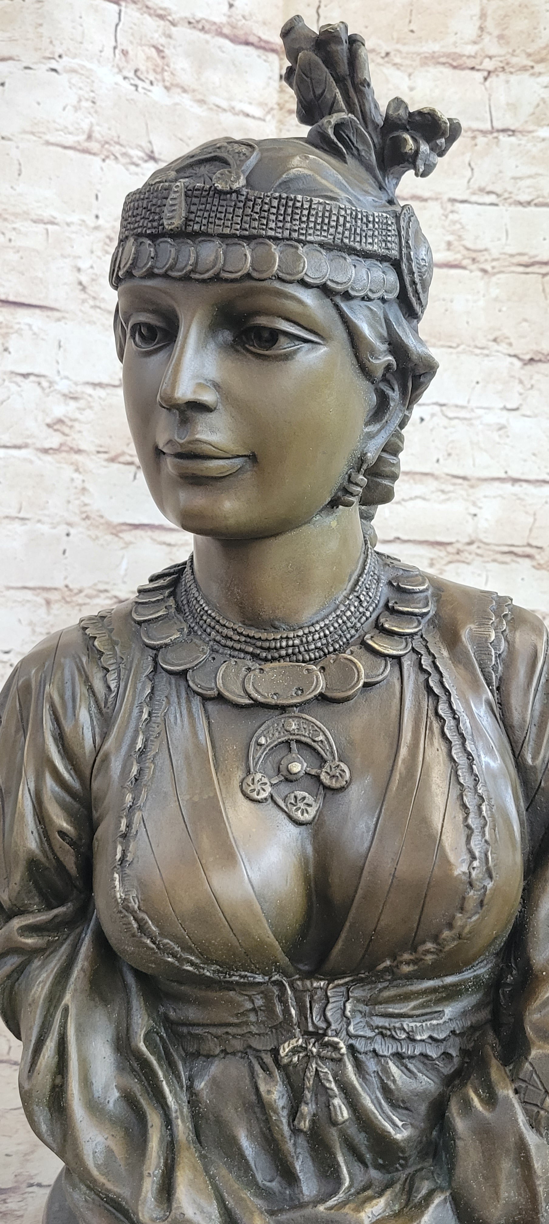 Native American Bust of Woman Pocahontas Bronze Statue Sculpture Figure 19&quot; x 11&quot;