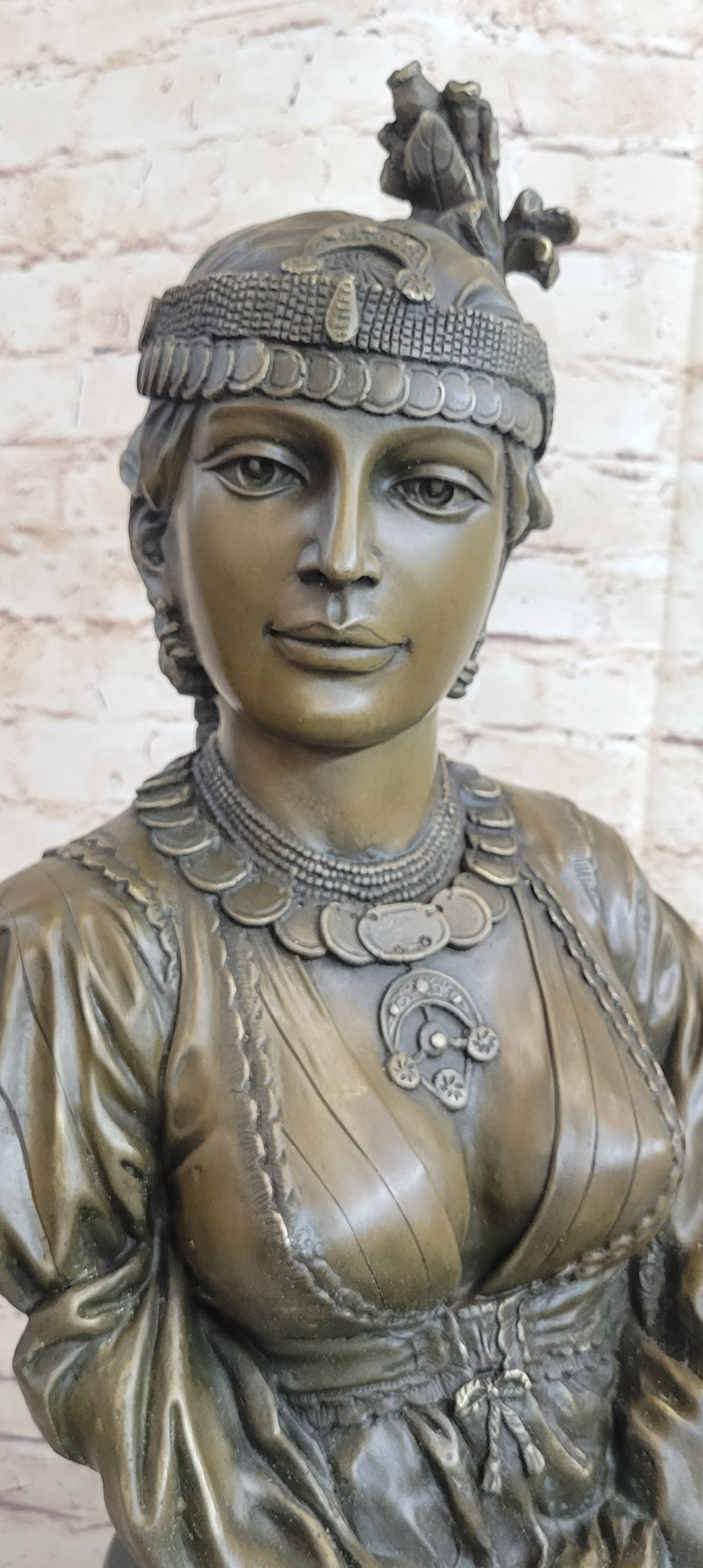 Native American Bust of Woman Pocahontas Bronze Statue Sculpture Figure 19&quot; x 11&quot;