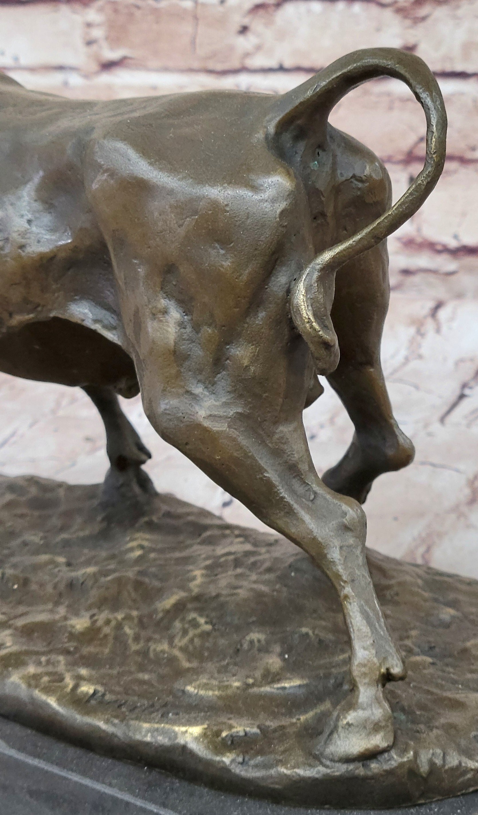 Trotting Bull - Hot Cast Bronze Sculpture Statue Cattle Cow Art Decor