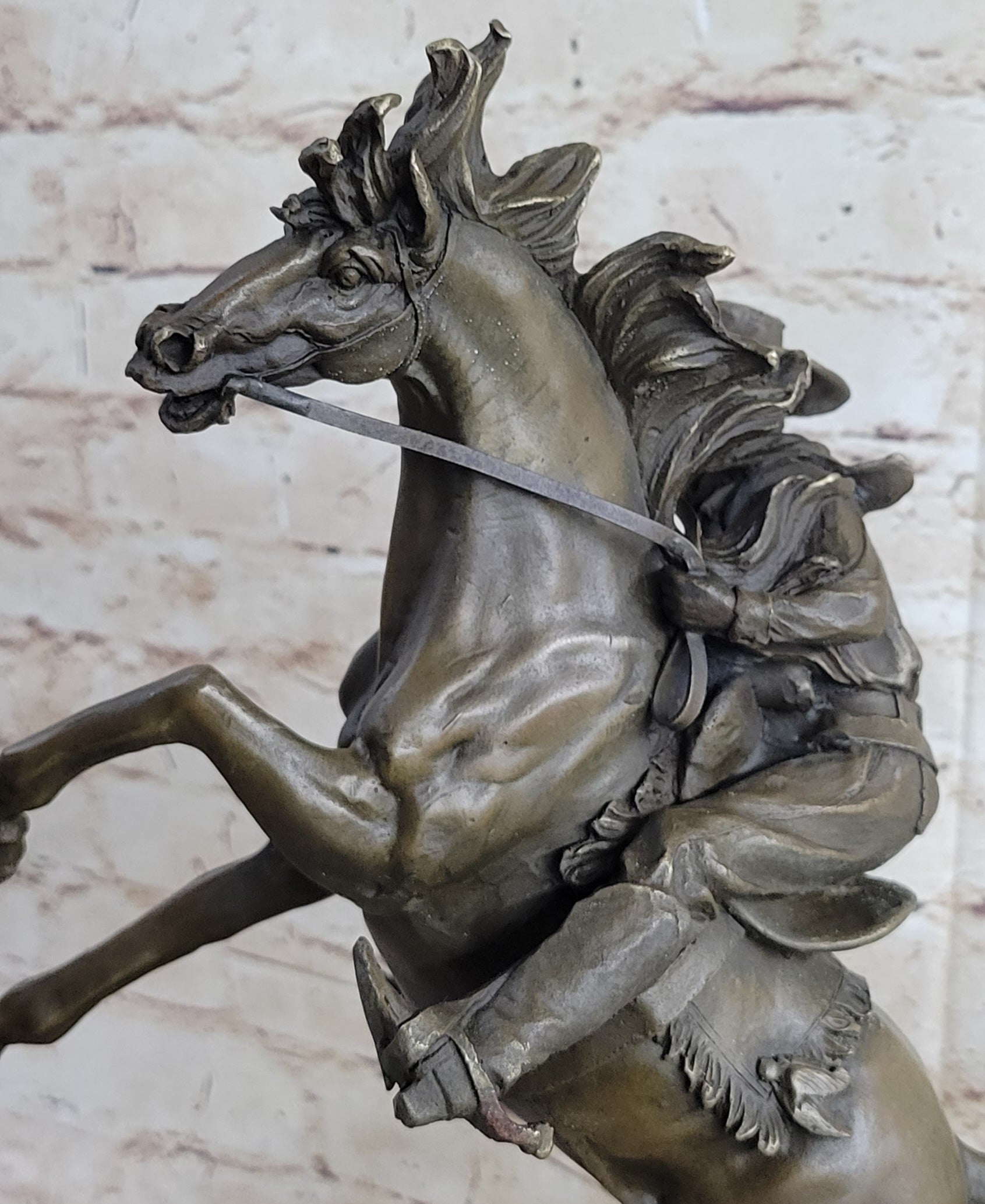 Country Western Wild West Cowboy Gunslinger on Horseback Bronze Sculpture Decor