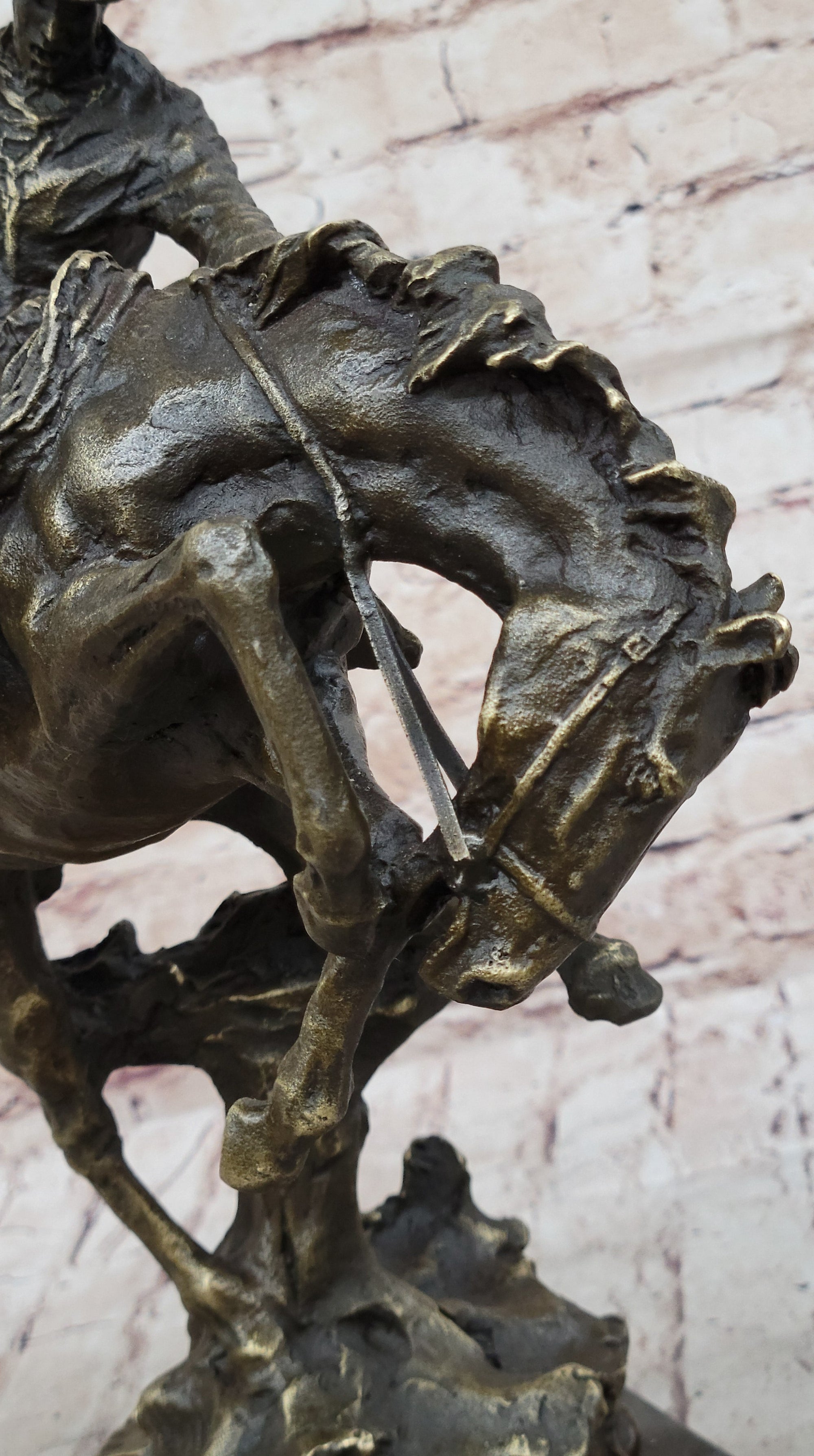 Bronco Buster Bronze Sculpture 100% Real Bronze Western Art Figurine Remington