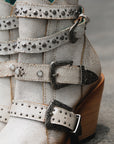 Z5311 - WOMEN'S HARNESS AND STUDS WHITE ANKLE POINTED TOE COWBOY BOOT