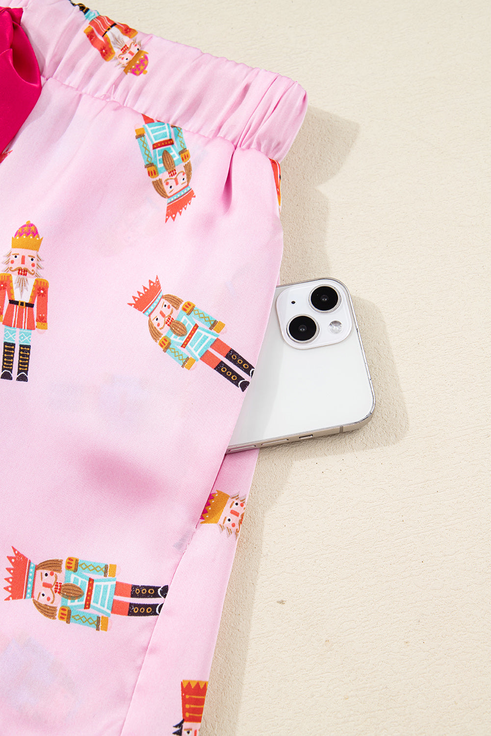 Nutcracker Contrast Trim Bow Tie Pajama Set