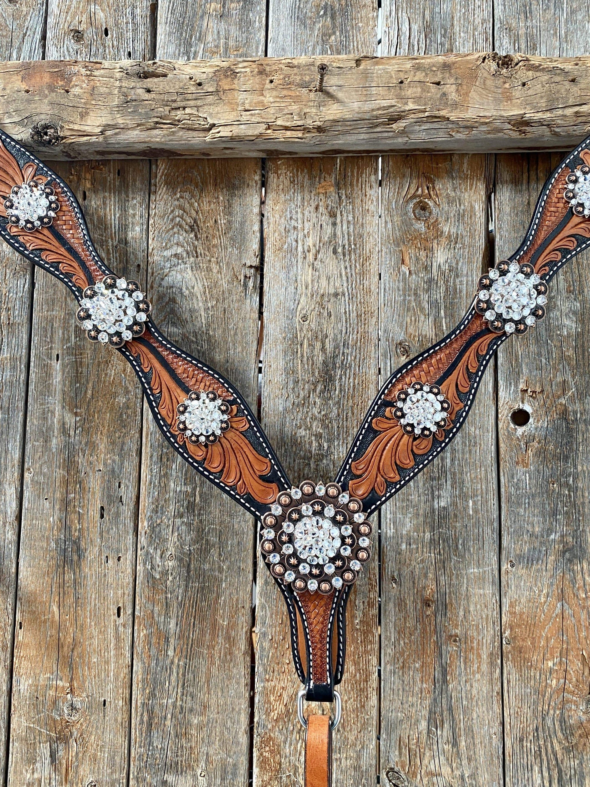 Leaf Scalloped Clear One Ear &amp; Breastcollar 