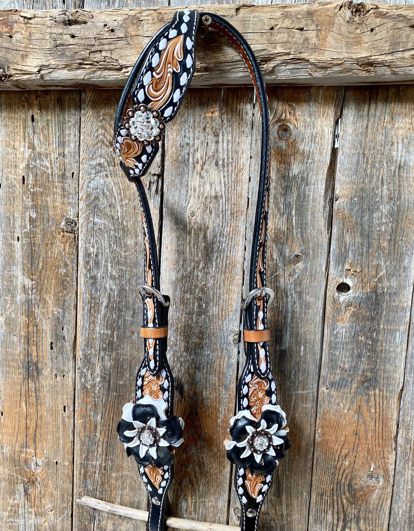 Buckstitch Flower Browband / One Ear Tack Set 
