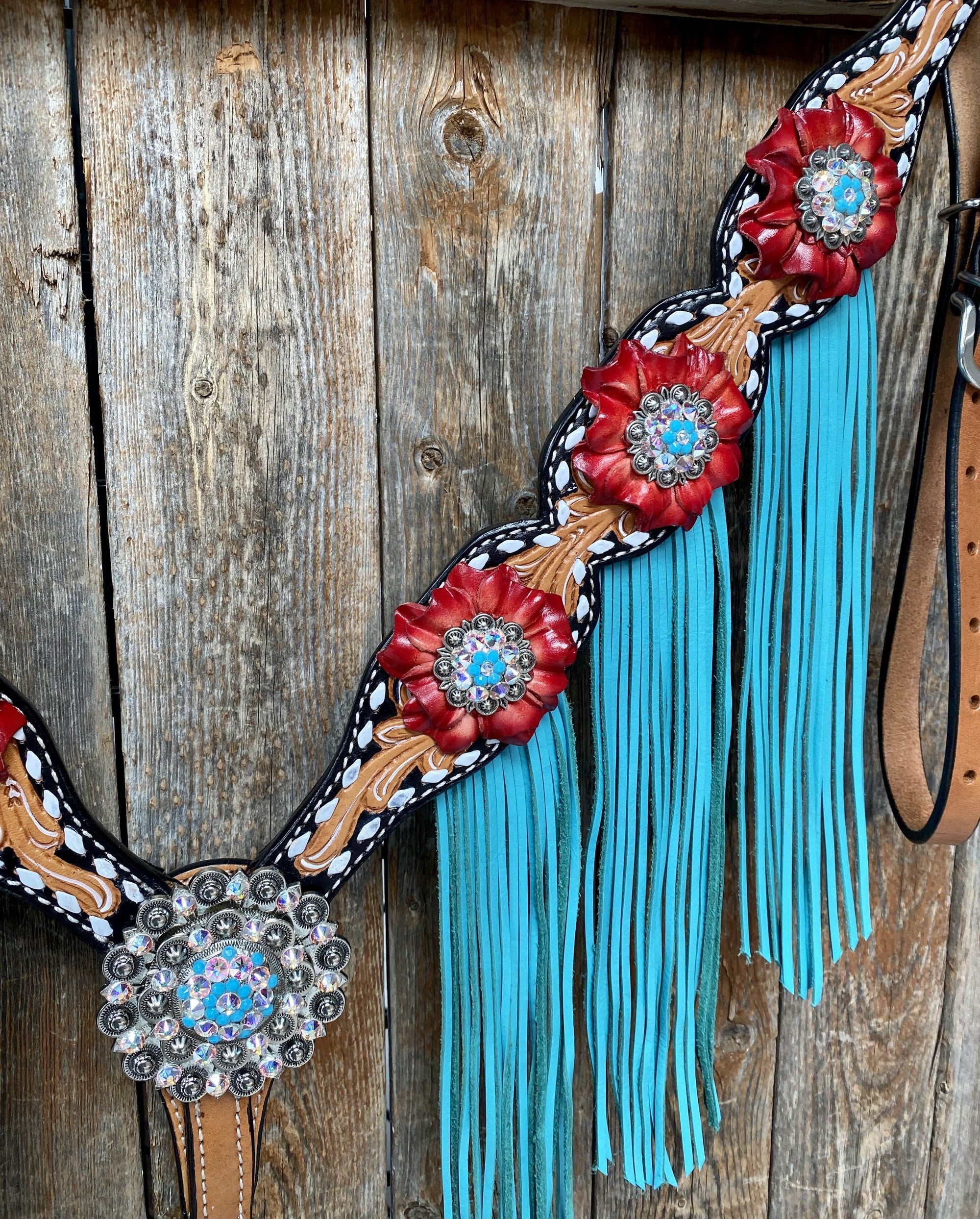 Buckstitch One Ear Headstall &amp; Breastcollar Set -Red Flowers 