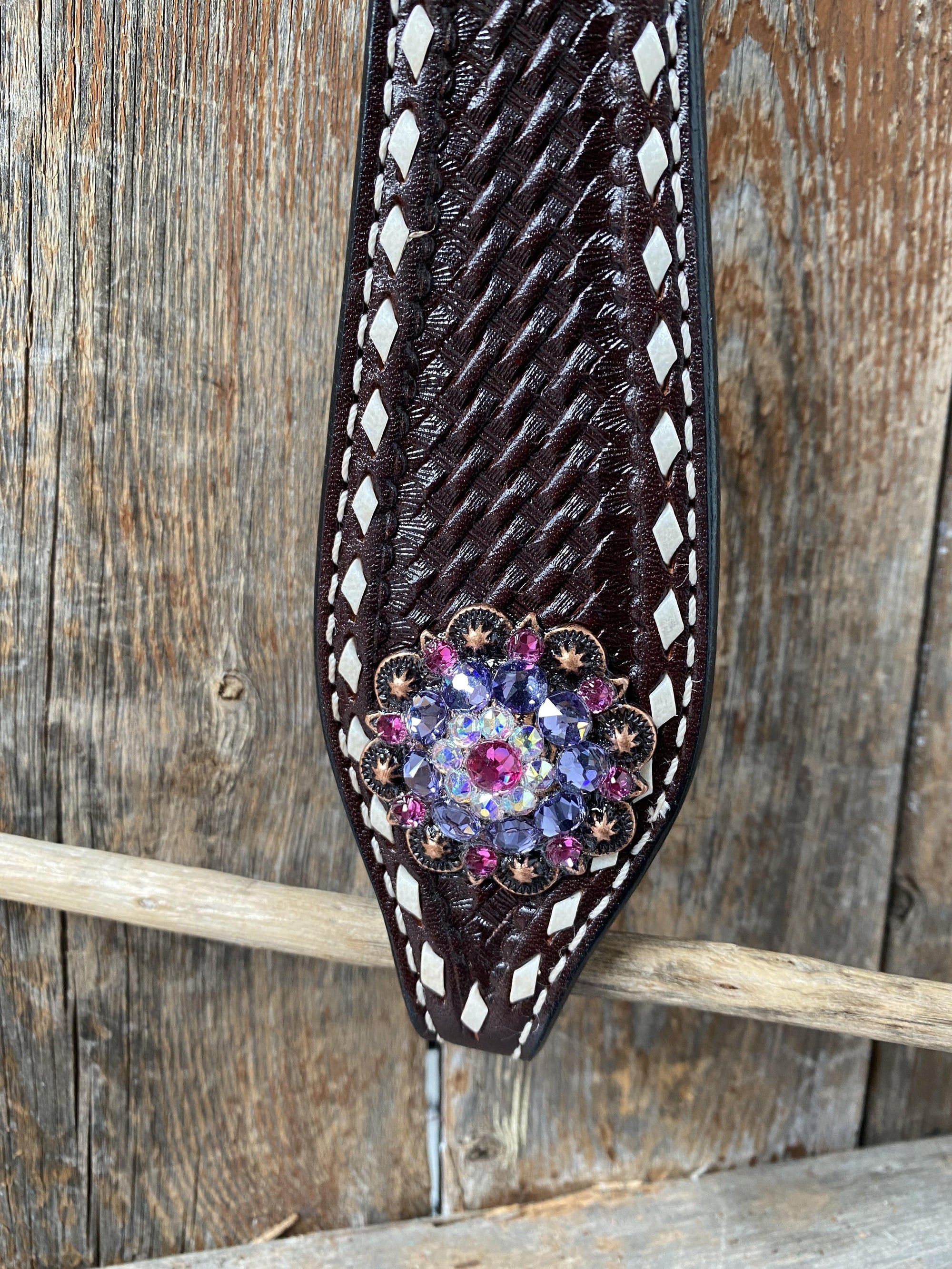 Dark Oil Buckstitch One Ear Headstall &amp; Breastcollar - Pink 